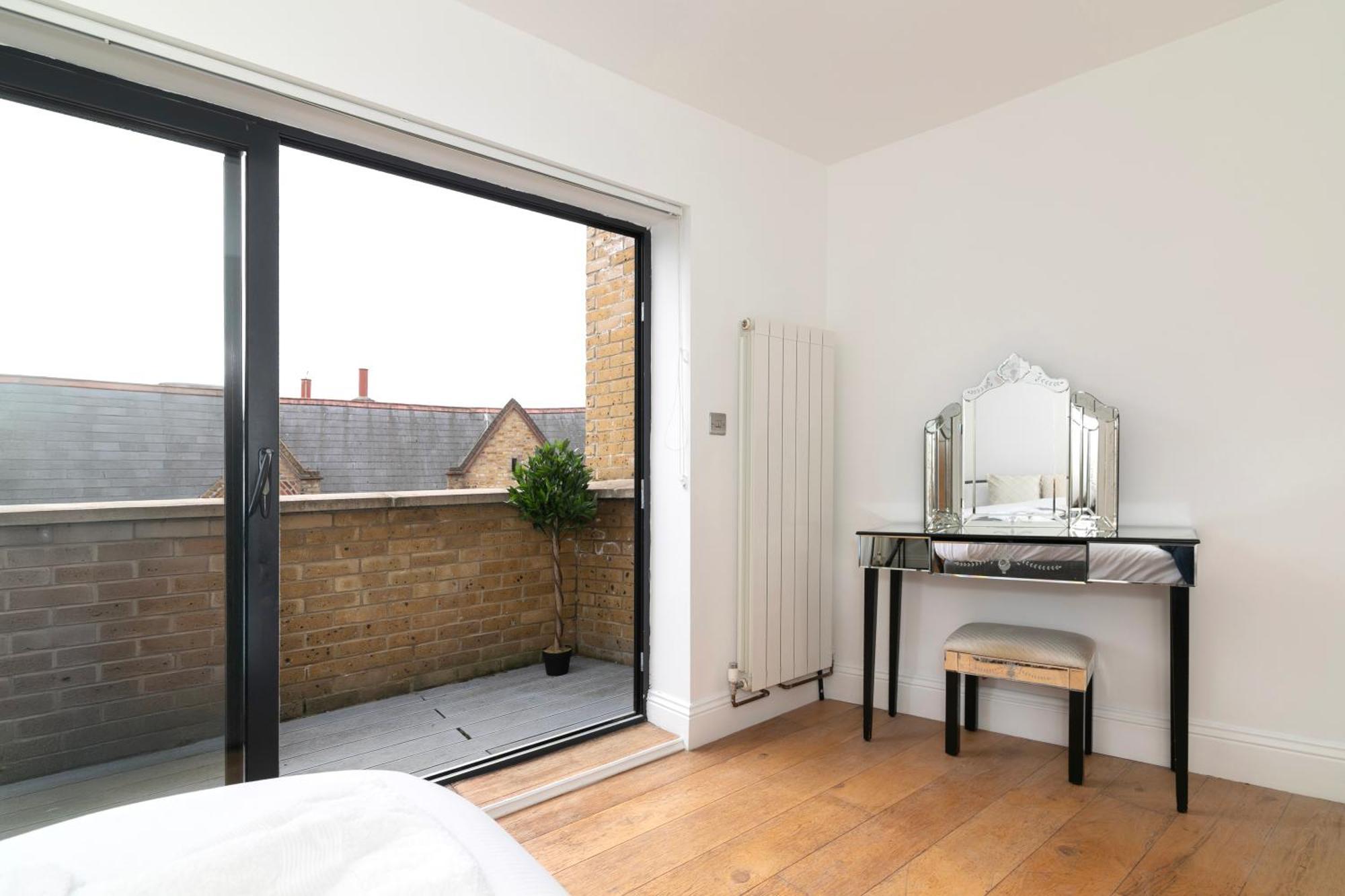 Brick Lane E2 3 Bedroom 2 Living 2 Bathroom Balcony Londres