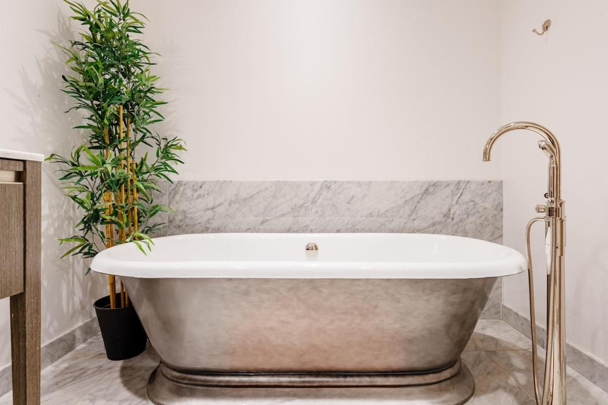3-bed Duplex W Garden 3min To Holland Park Appartement *