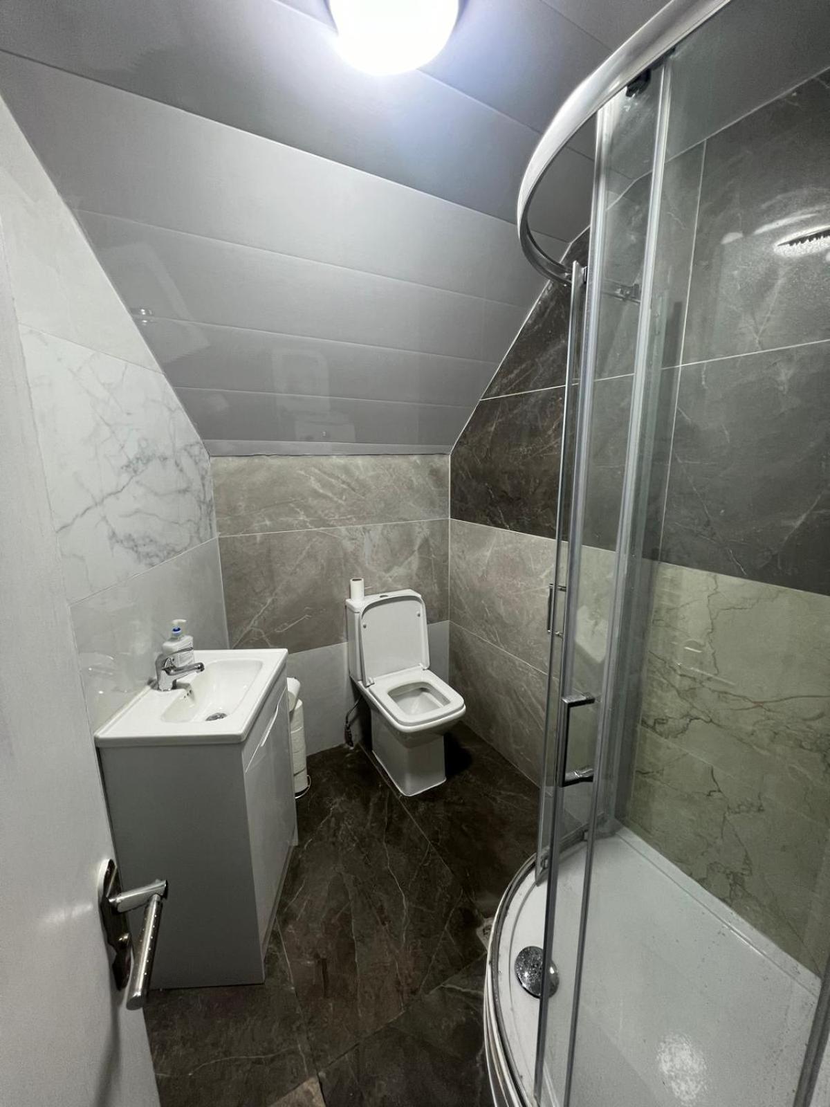 Good Priced Single In East Acton Maison d'hôtes Londres