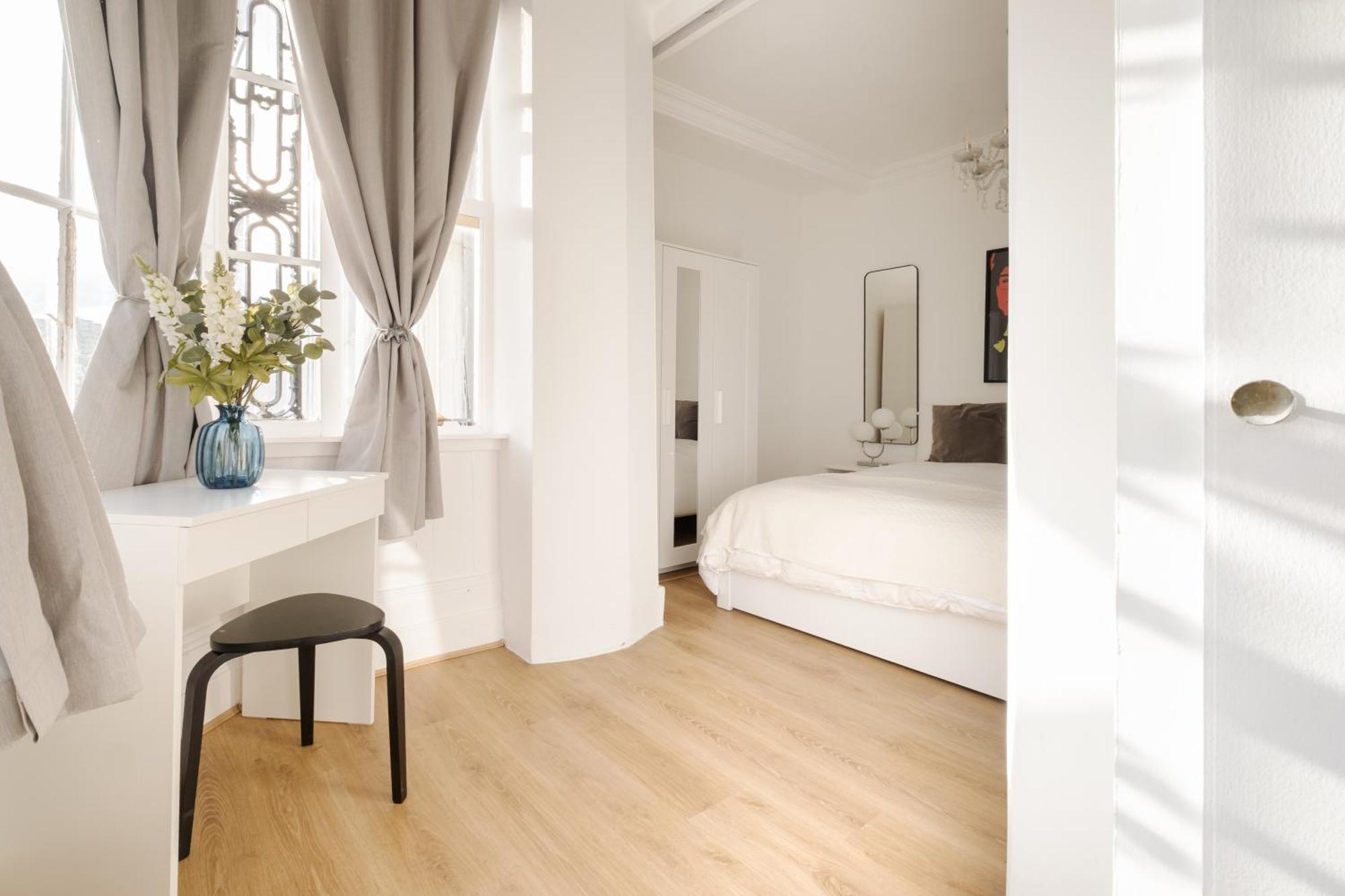 2 Bedroom In Harley Street Hébergement de vacances *