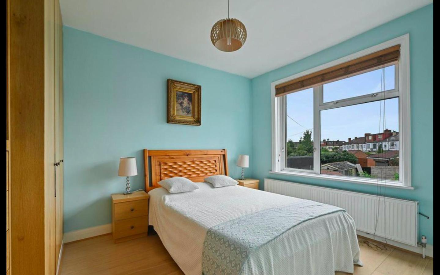 House For 7, Garden With Pond, 20min From Heathrow Londres