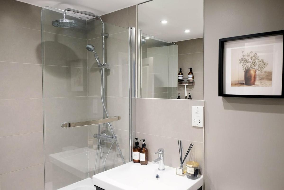 Appartement Lux & Stylish 2-bed Flat In West Kensington *