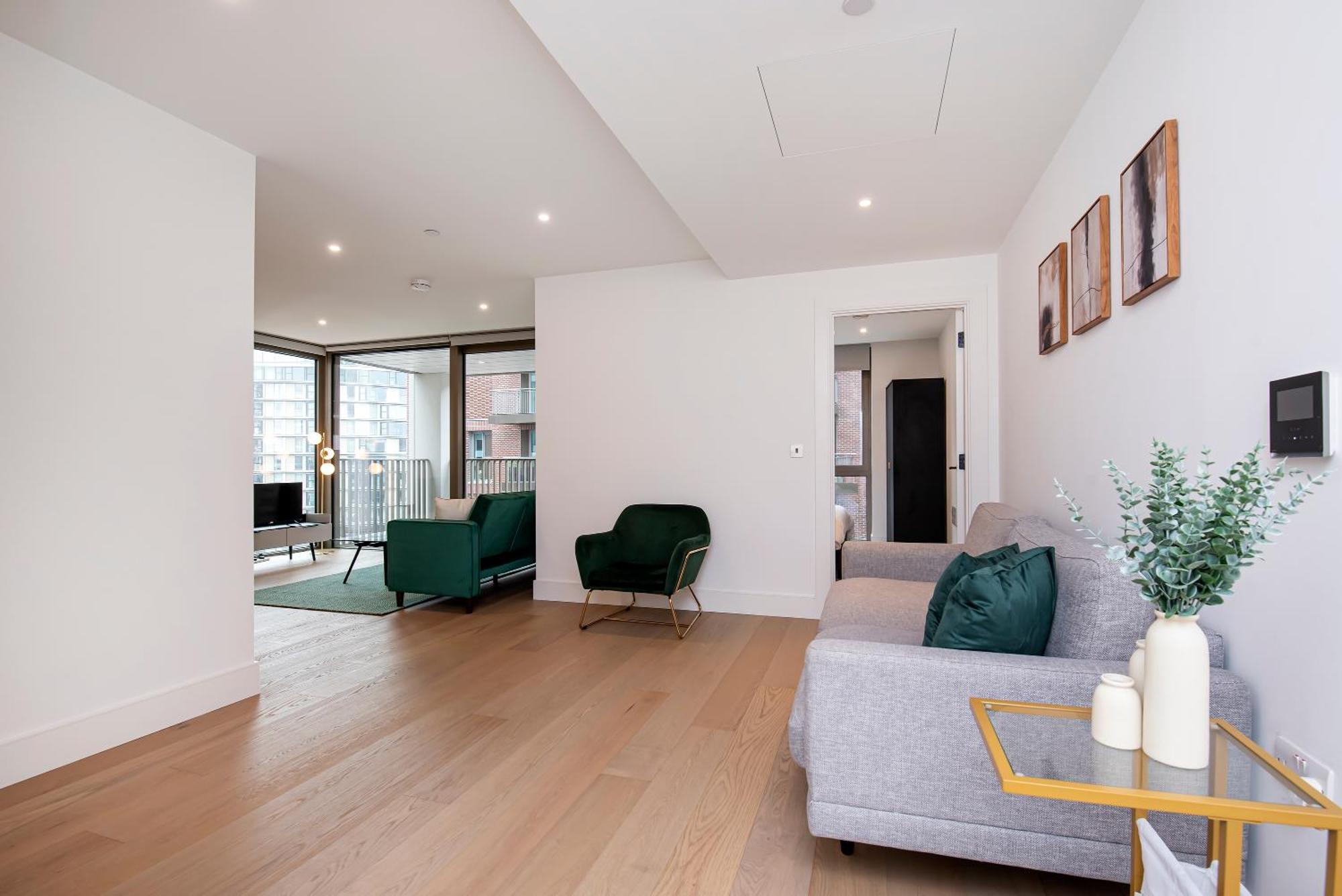 Lux And Large 2 Bed Battersea Power Station Appartement *