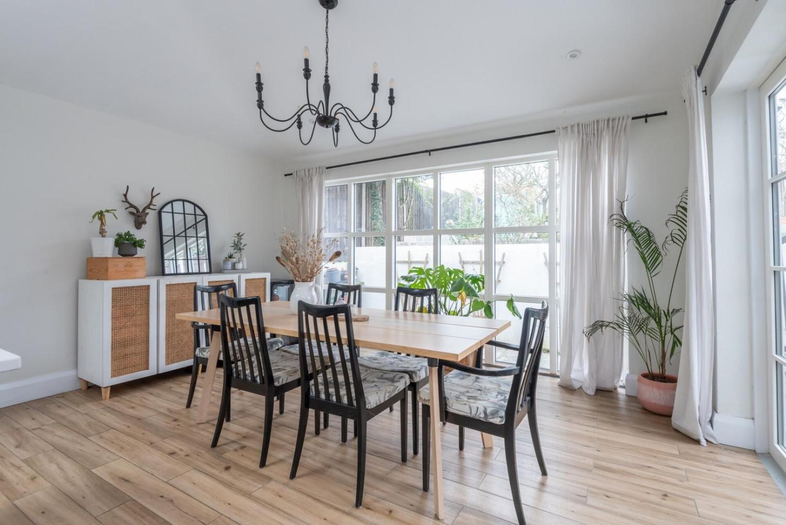 Modern 3b With Garden In Eltham, Londres