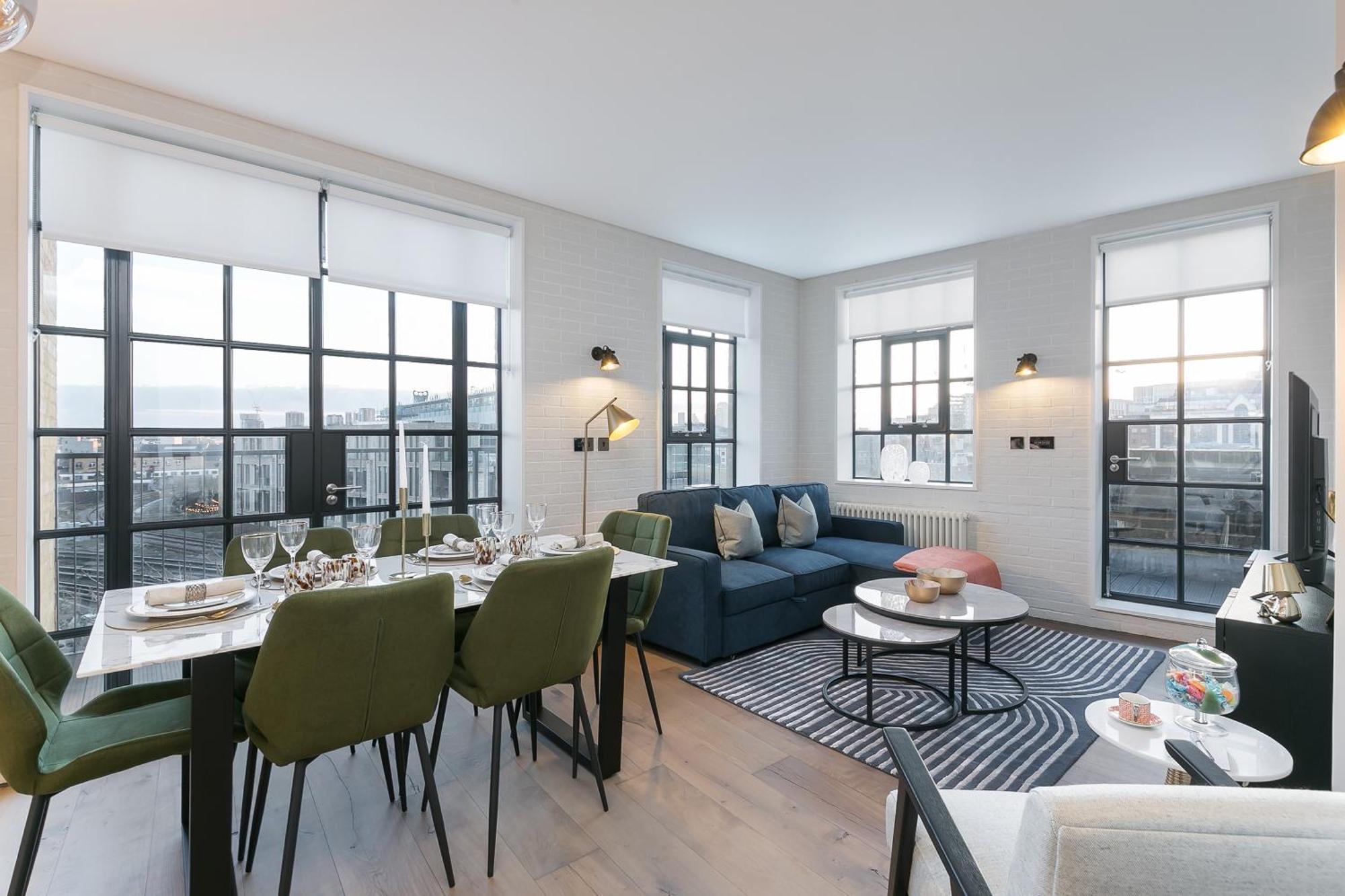 Urban Chic - Clink Street * Londen