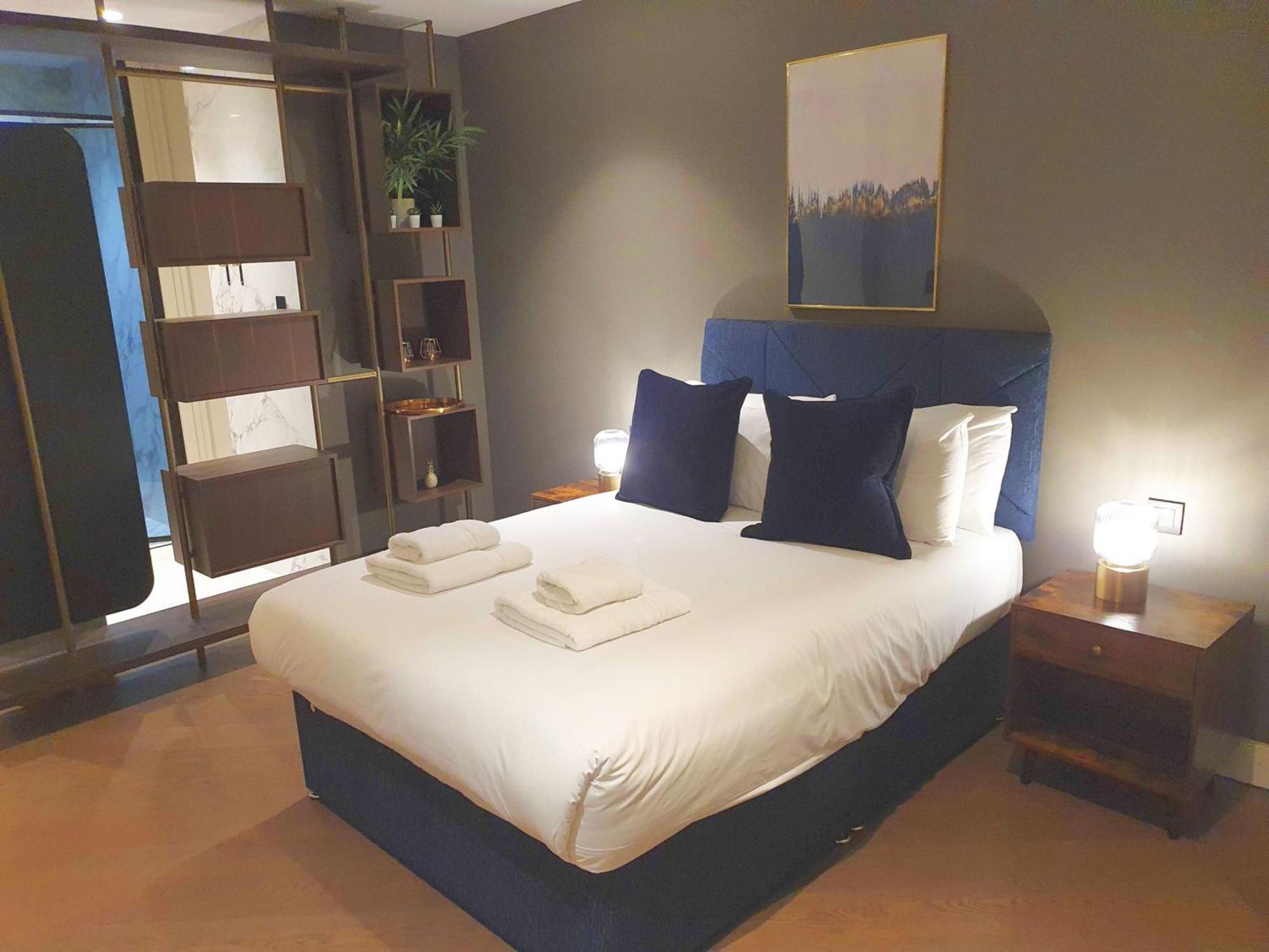 Soho Living - Stylish Duplex 2-bedroom In Vibrant Soho Appartement *