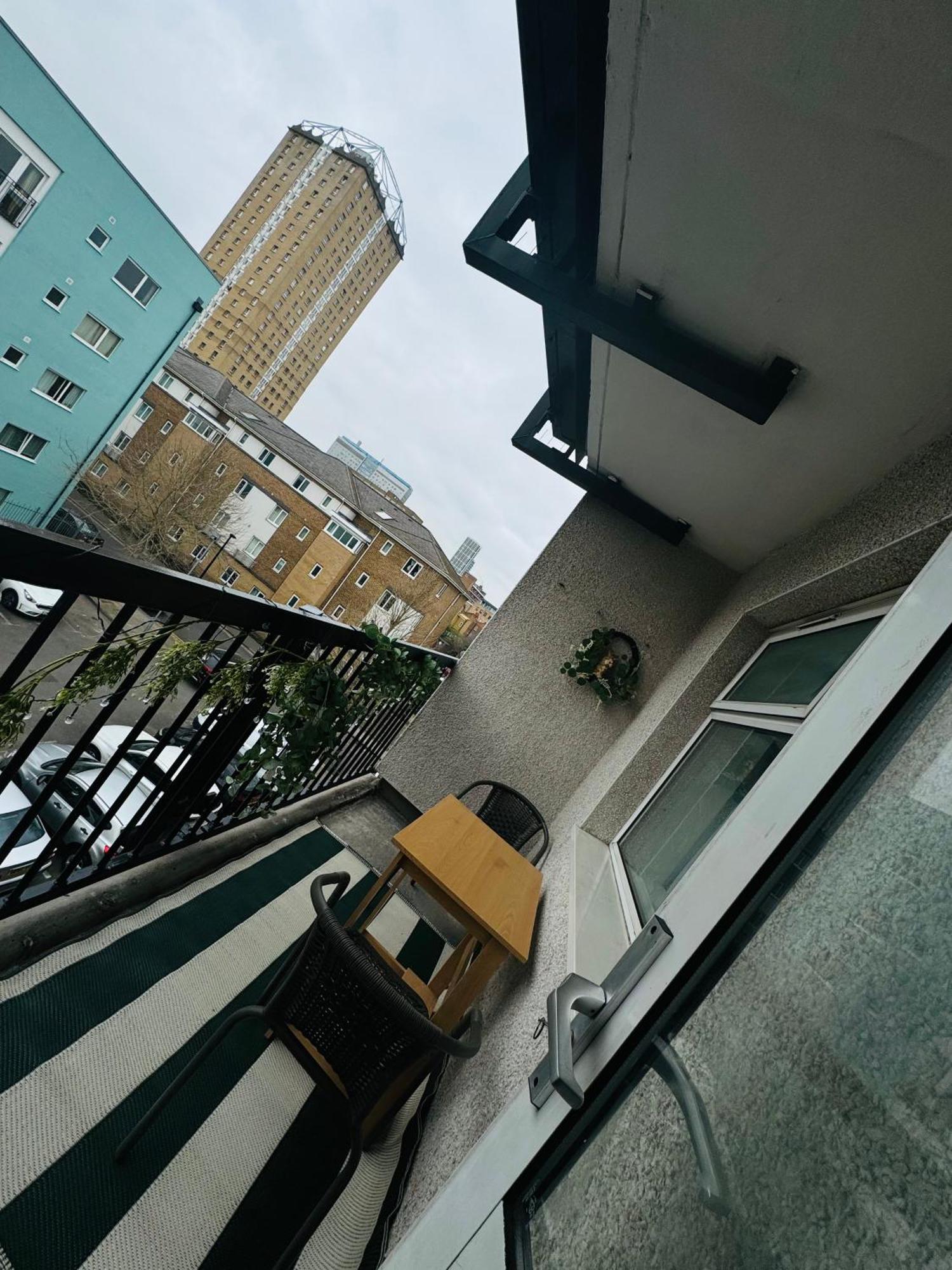 Apartamento Lovely 1bedroom For 6ppl In Whitechapel, 1min Away To Dlr Station *