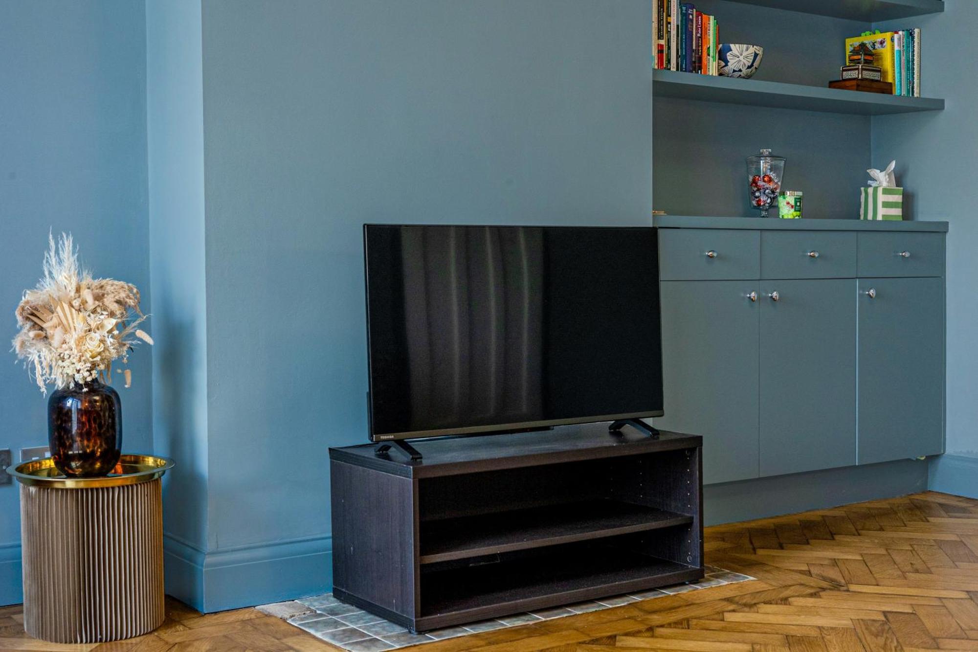 Elegant 1br With Garden Near Neasden Station Apartamento *