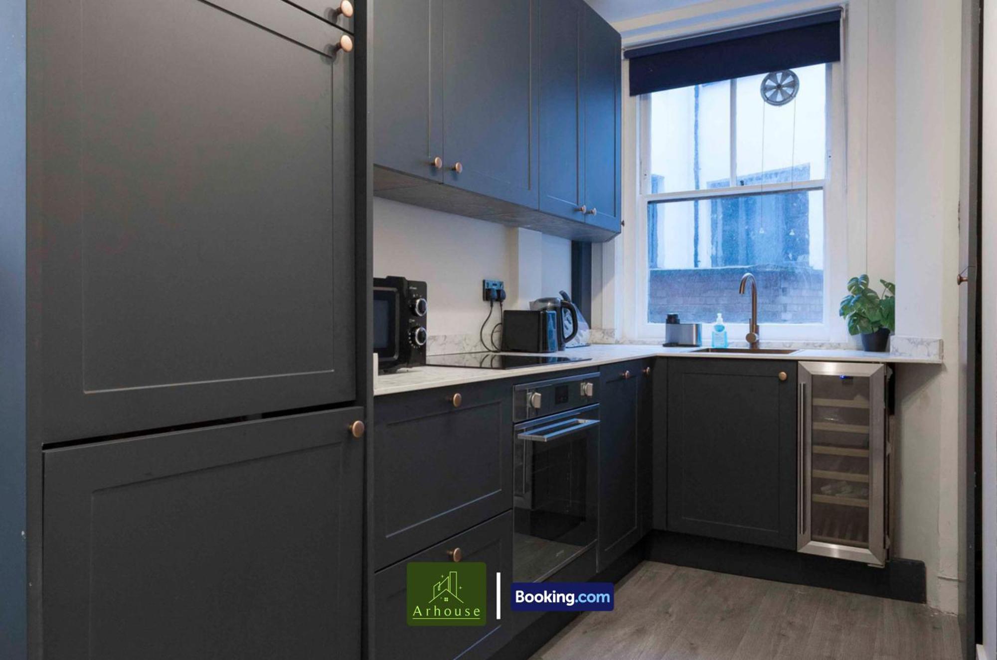 2 Bedroom By Arhouse Short Lets & Serviced Oxford St With Free Wifi Apartamento