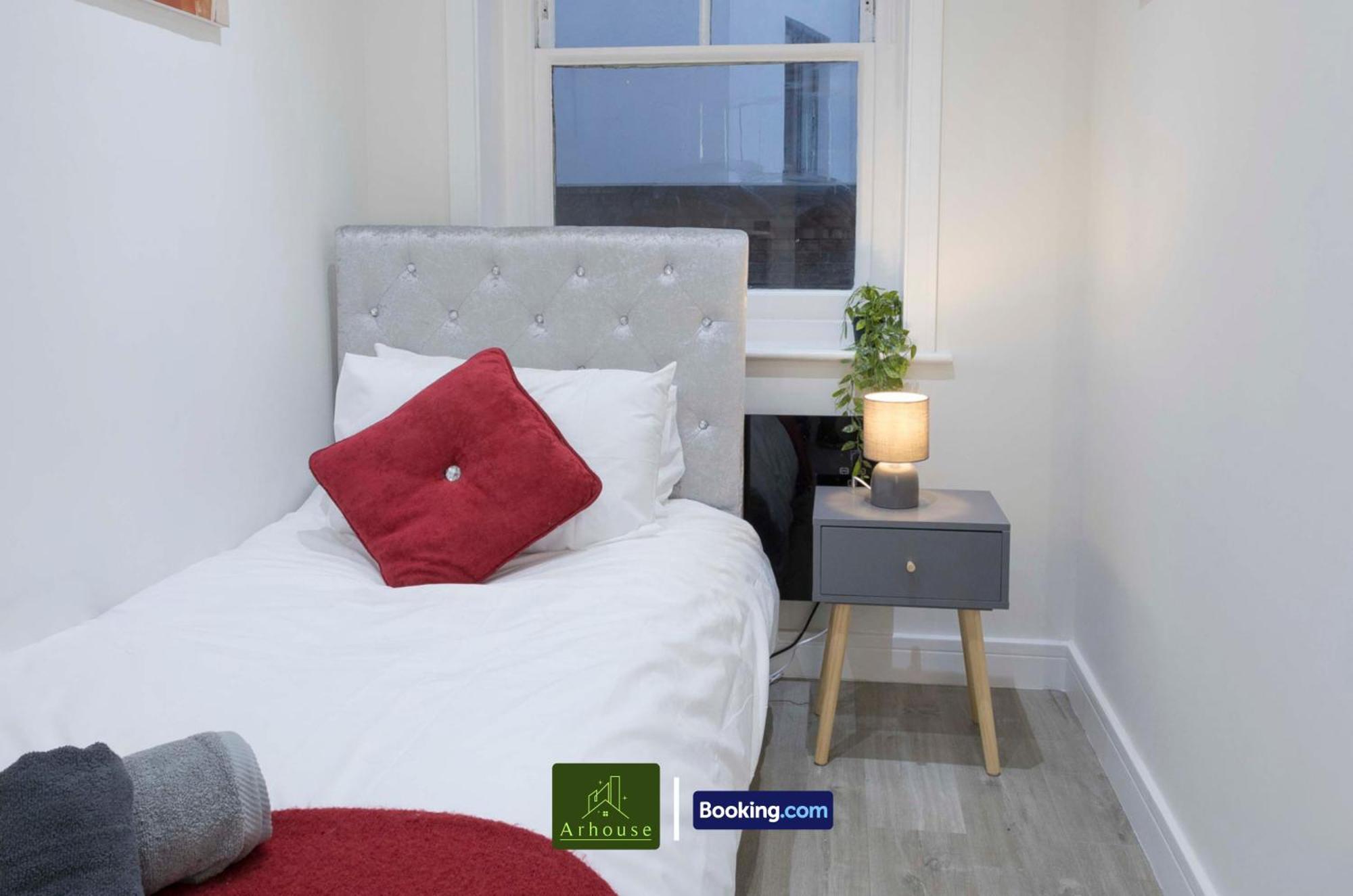 Apartamento 2 Bedroom By Arhouse Short Lets & Serviced Oxford St With Free Wifi *