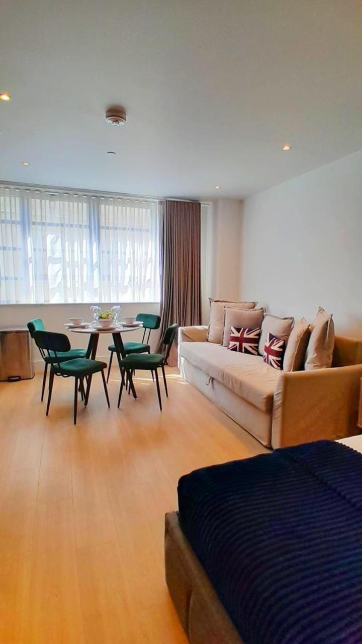 Apartment Modern & 3bedroom Flat With Pvt Balcony Steps From Regent's Park