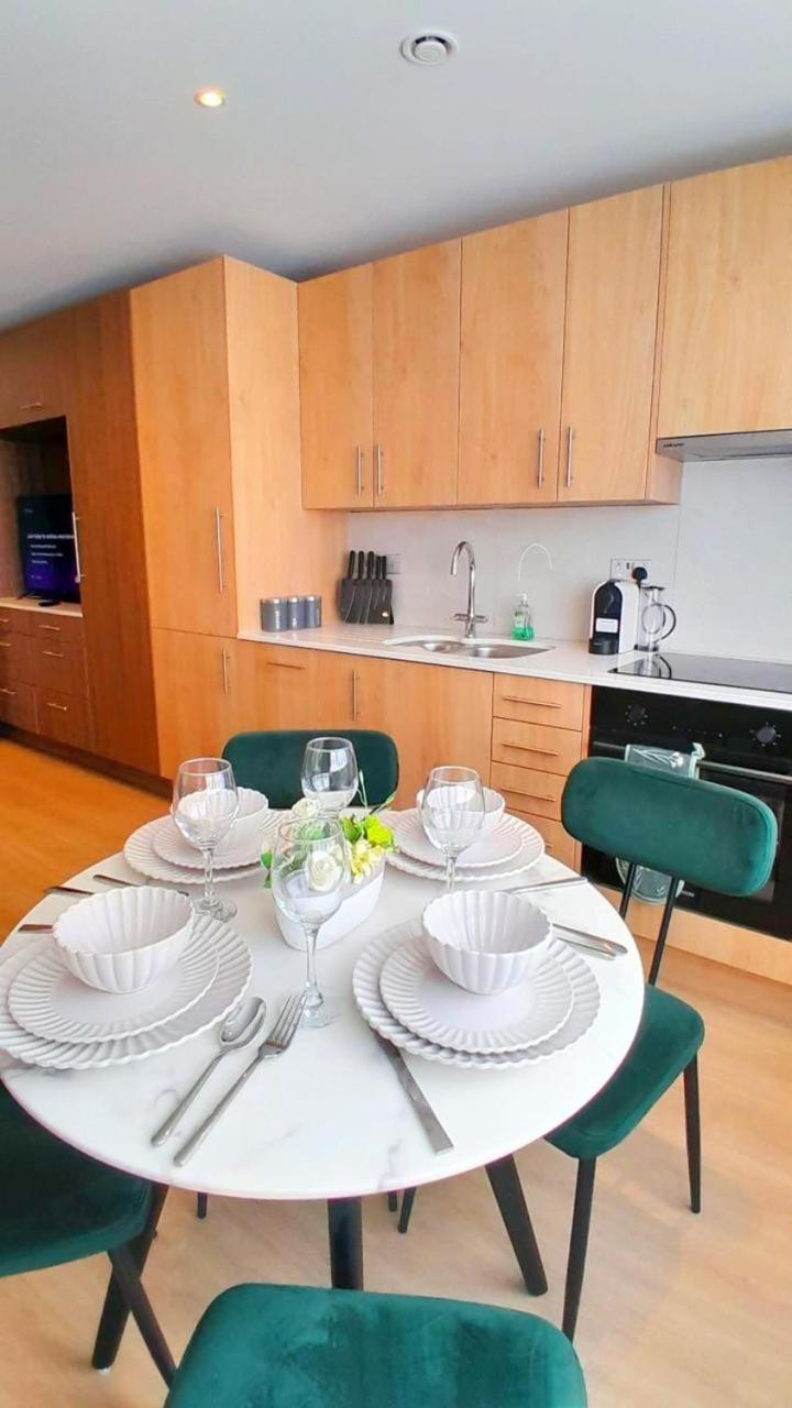 Apartment Modern & 3bedroom Flat With Pvt Balcony Steps From Regent's Park London