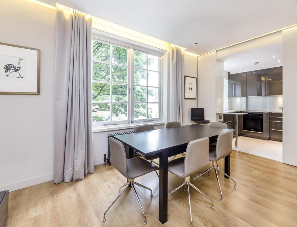 2 Bed, 2 Bath In Mayfair, Garden View Appartement