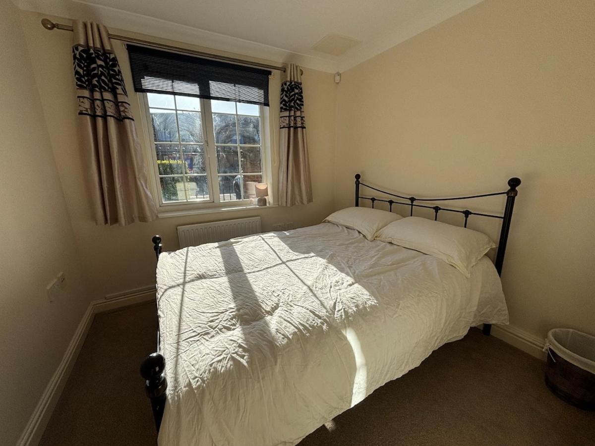 2-bedroom Flat, South Wimbledon Apartamento *