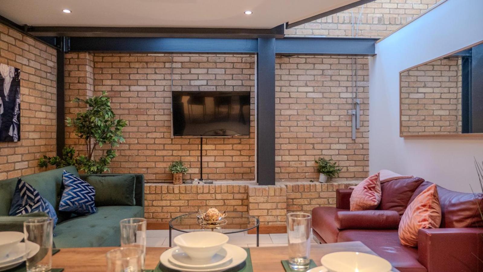 Apartamento Spacious, Industrial, Zone 1, 2 Bed *