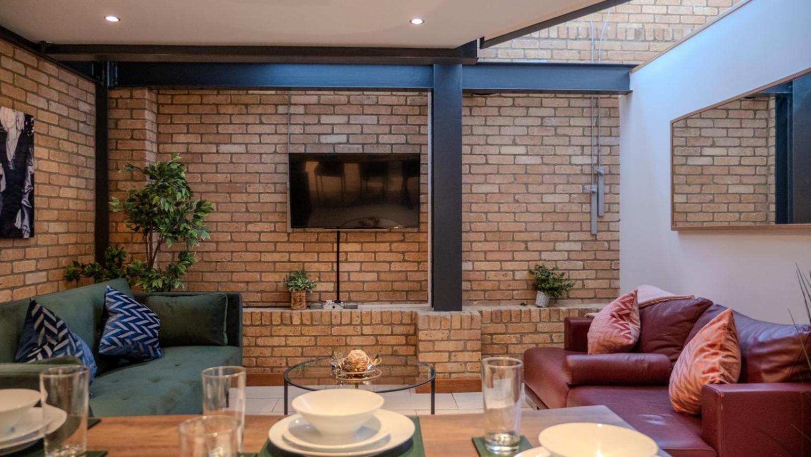 Apartamento Spacious, Industrial, Zone 1, 2 Bed Londres