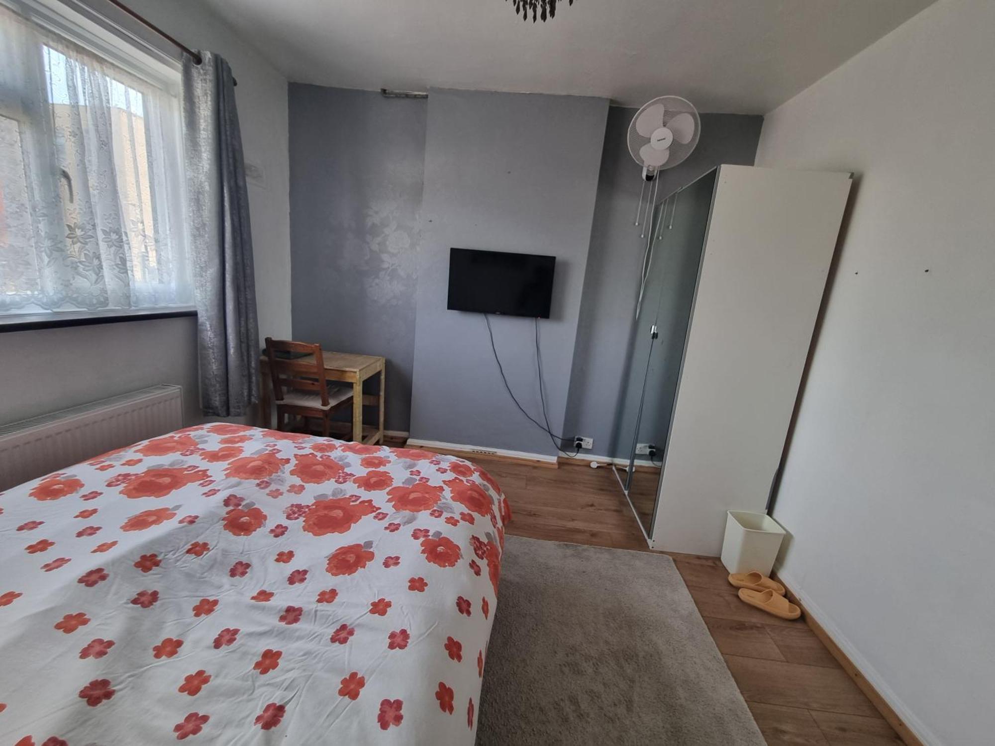 Quarto em Acomodações Particulares Private In London, *