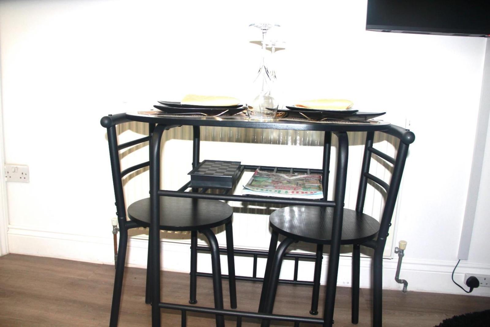 Qties Luxury Apartment London