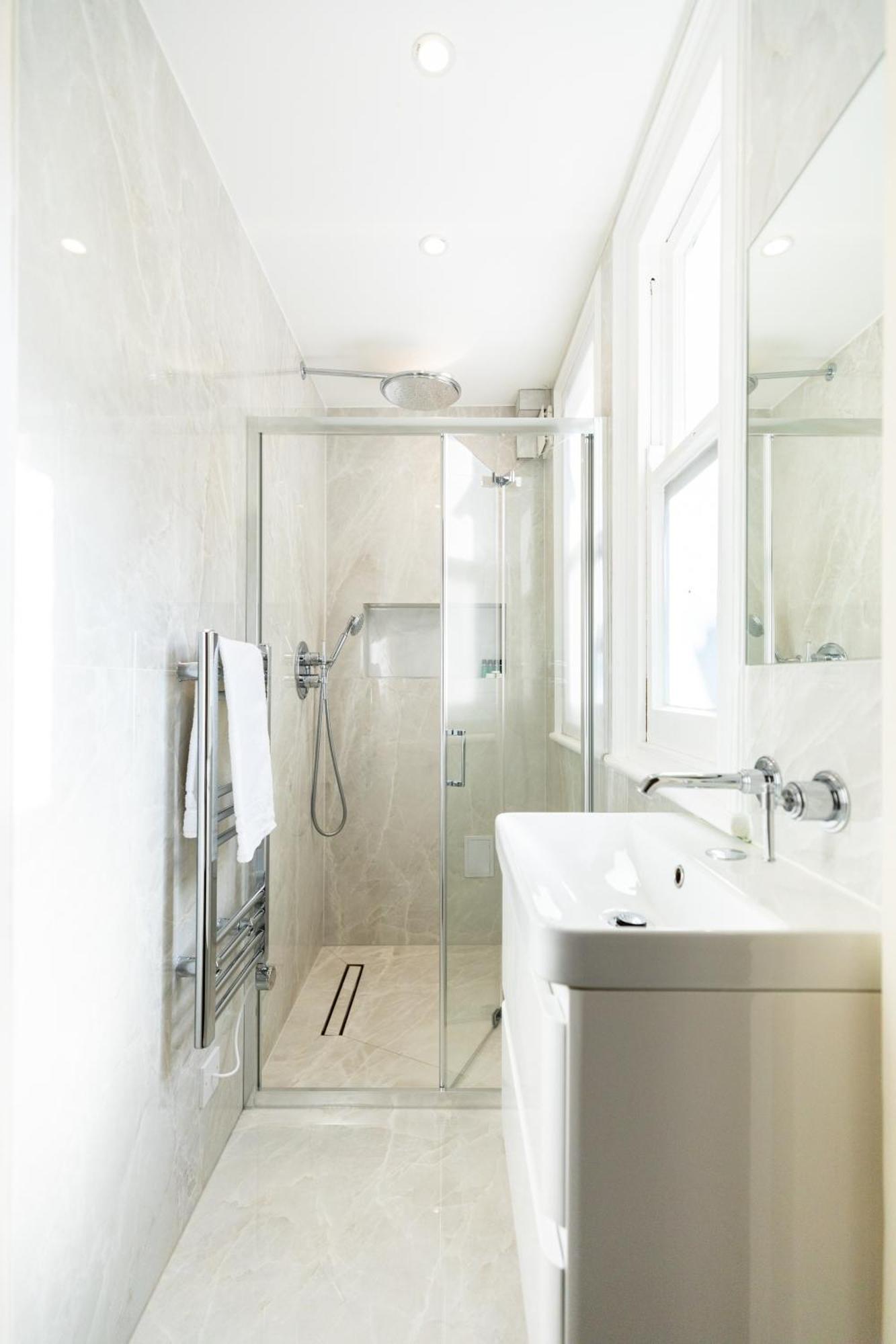 Mayfair Residences Hotel 2*
