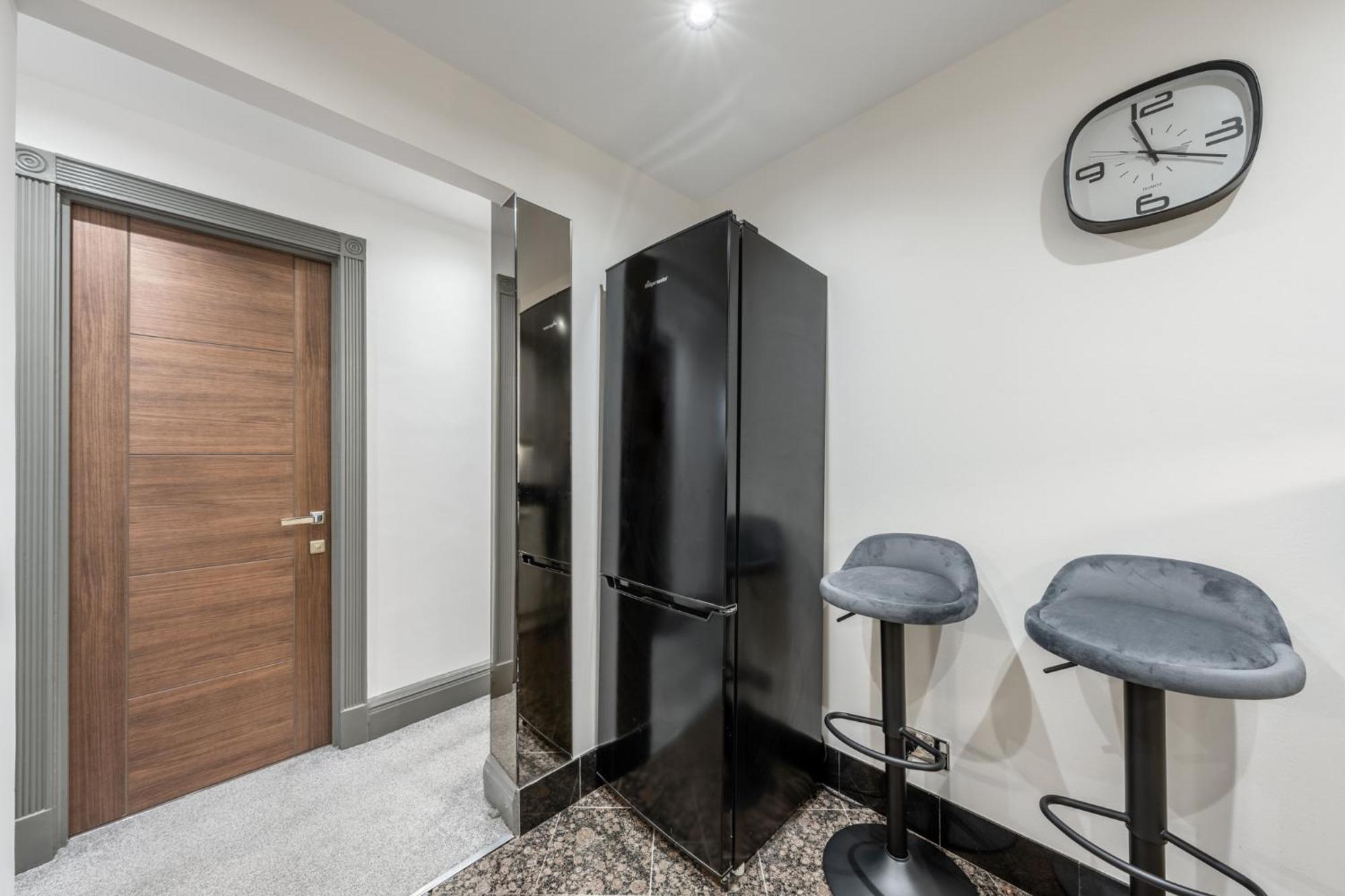 Deluxe With Terrace Over Harrods Apartamento *