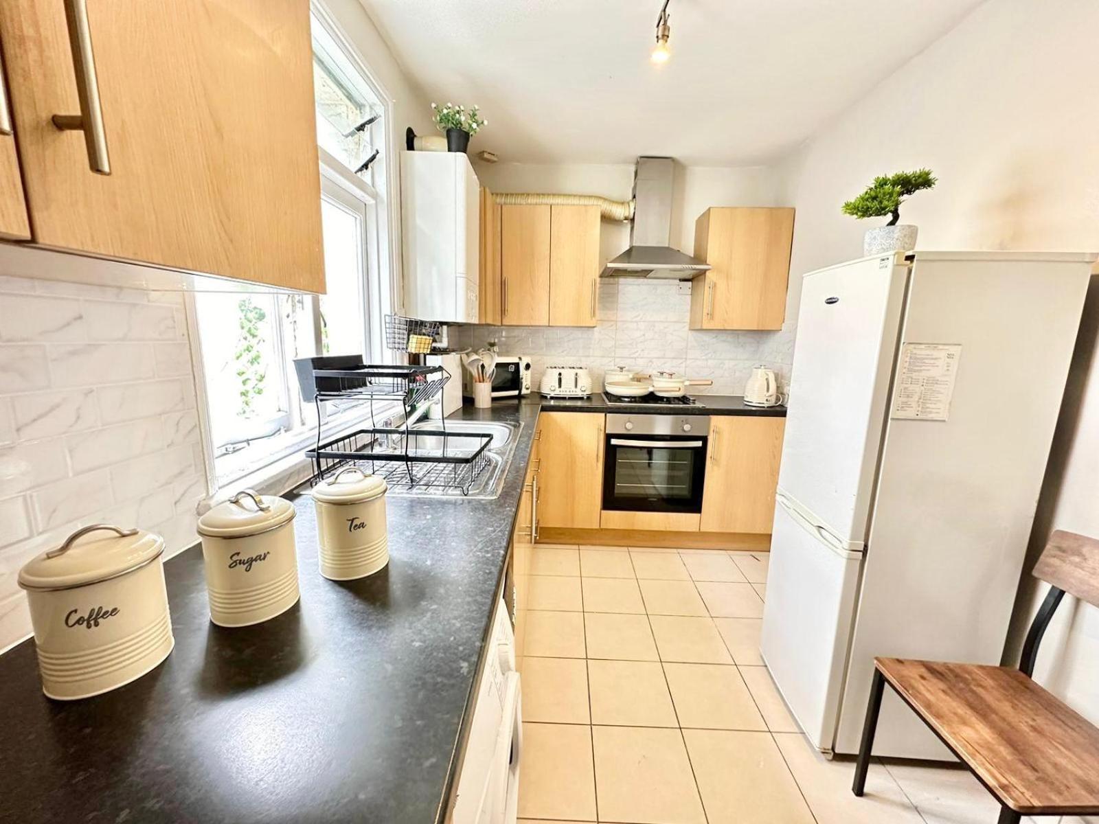 Apartamento Bayswater Cosy 2 Bedroom *