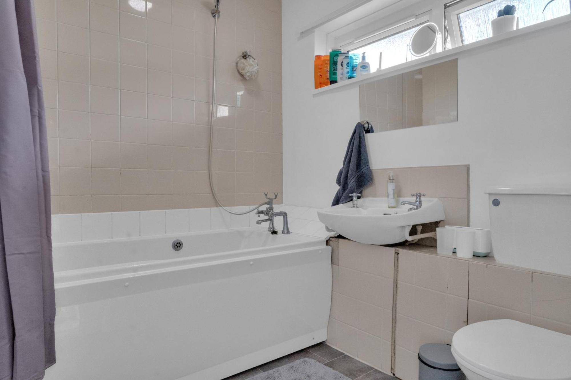 Cosy 5-bedroom Flat With Terrace In Wimbledon Appartement Londres