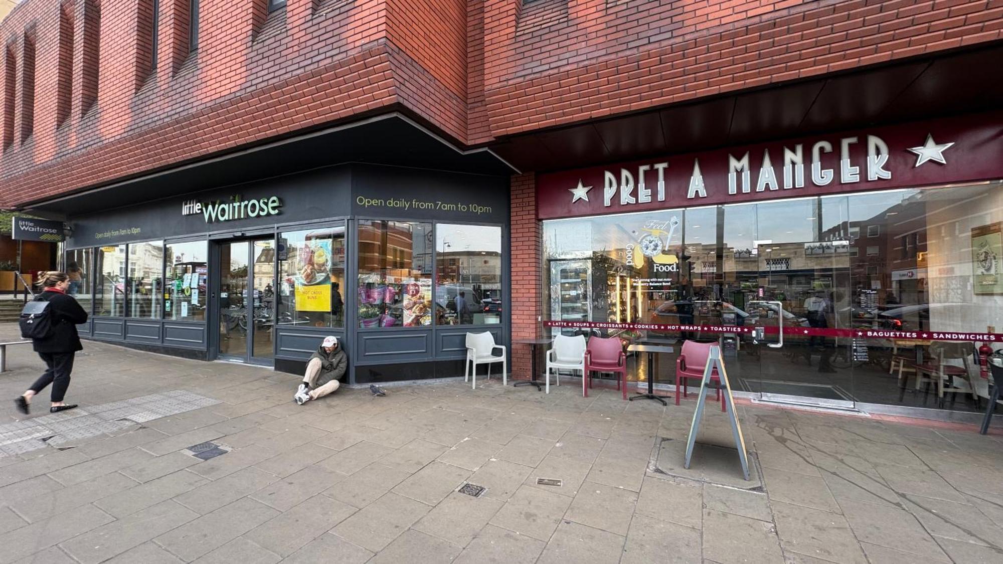 Cosy 5-bedroom Flat With Terrace In Wimbledon Appartement *