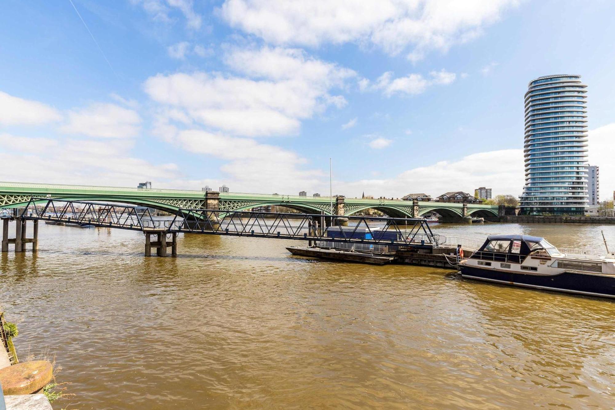 Appartement Italian Elegance In Riverside Battersea Londres
