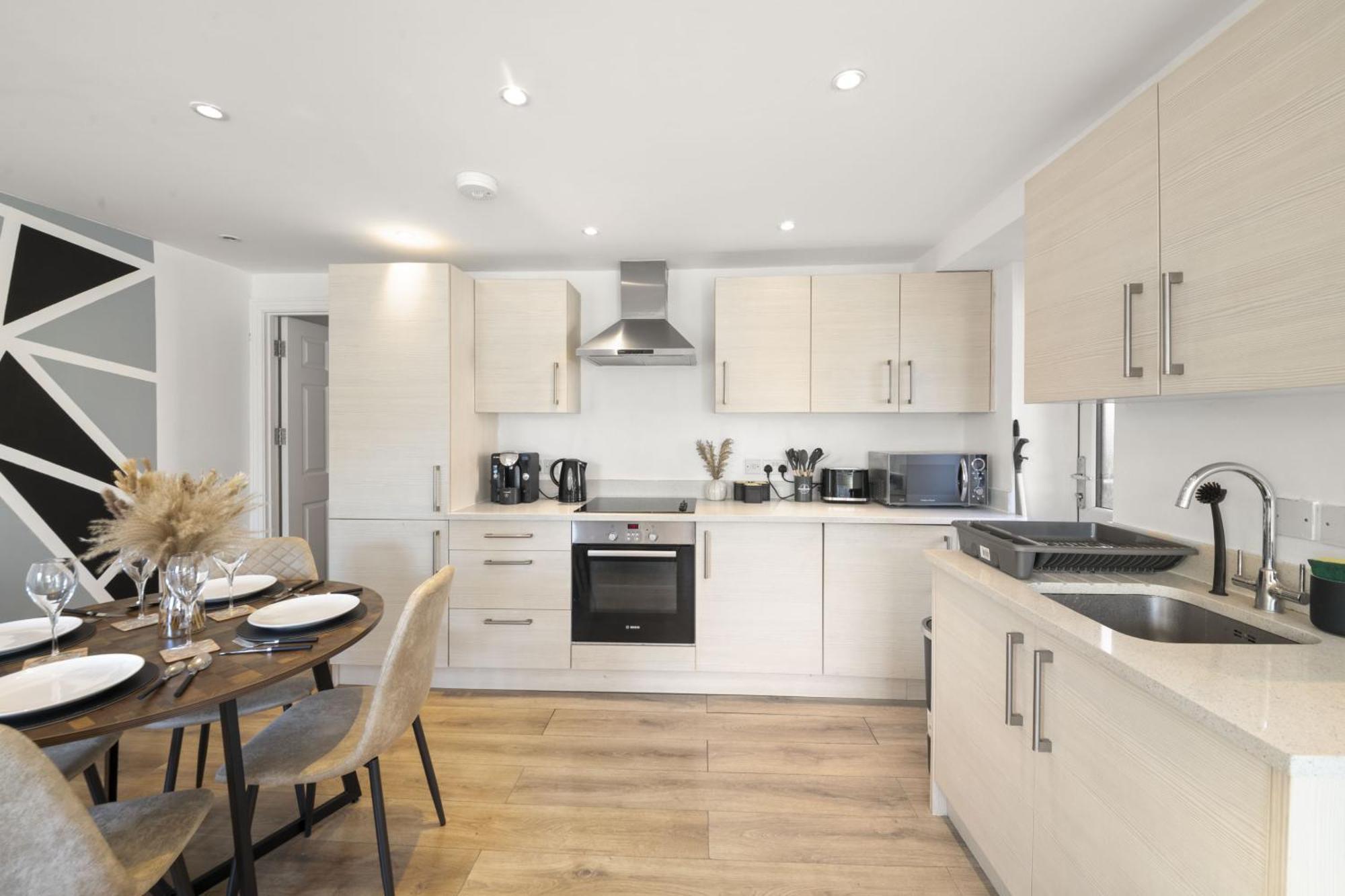 2-bed Wembley - Free Street Parking - Work Ideal Apartamento