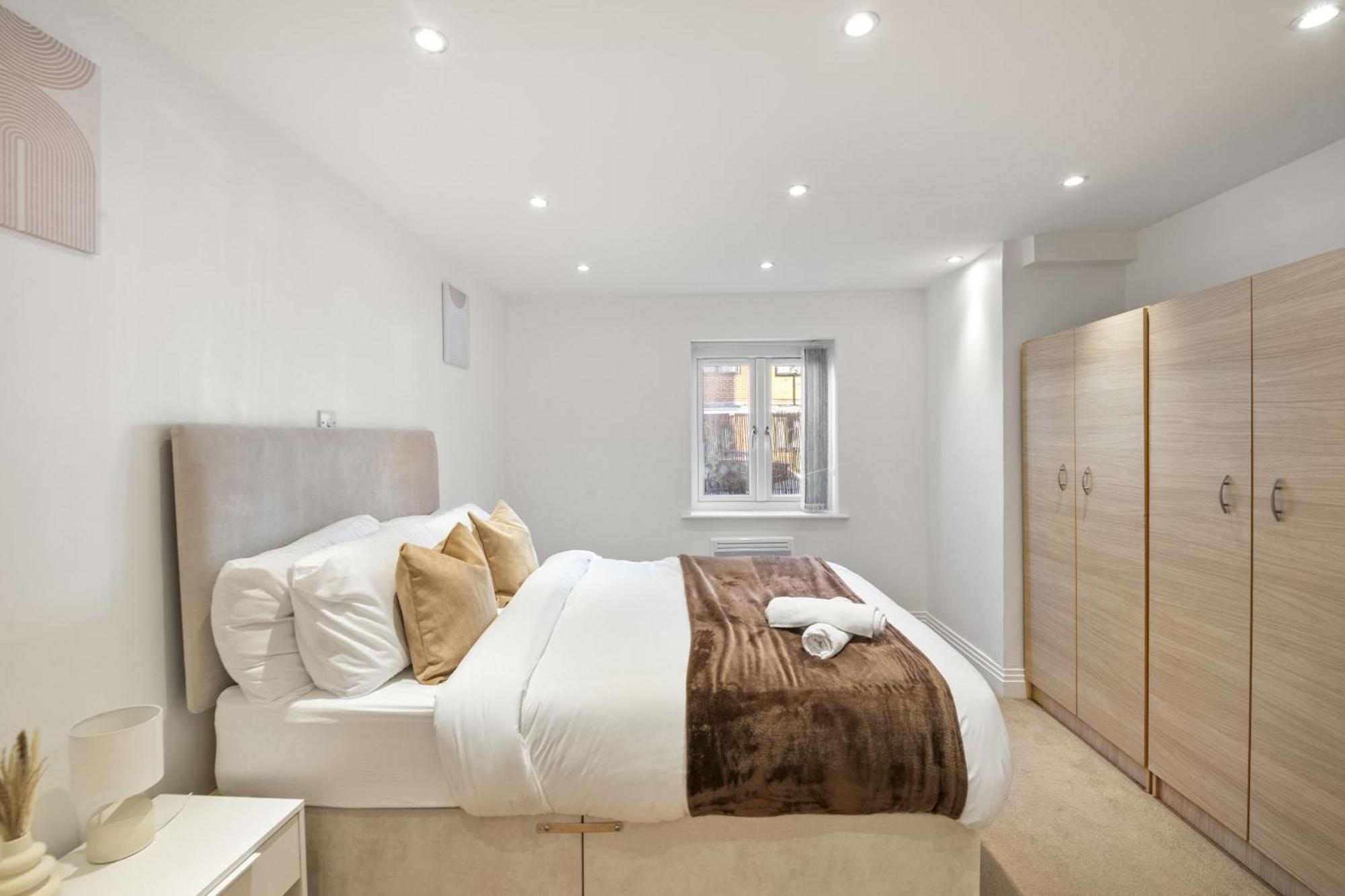 Apartamento 2-bed Wembley - Free Street Parking - Work Ideal
