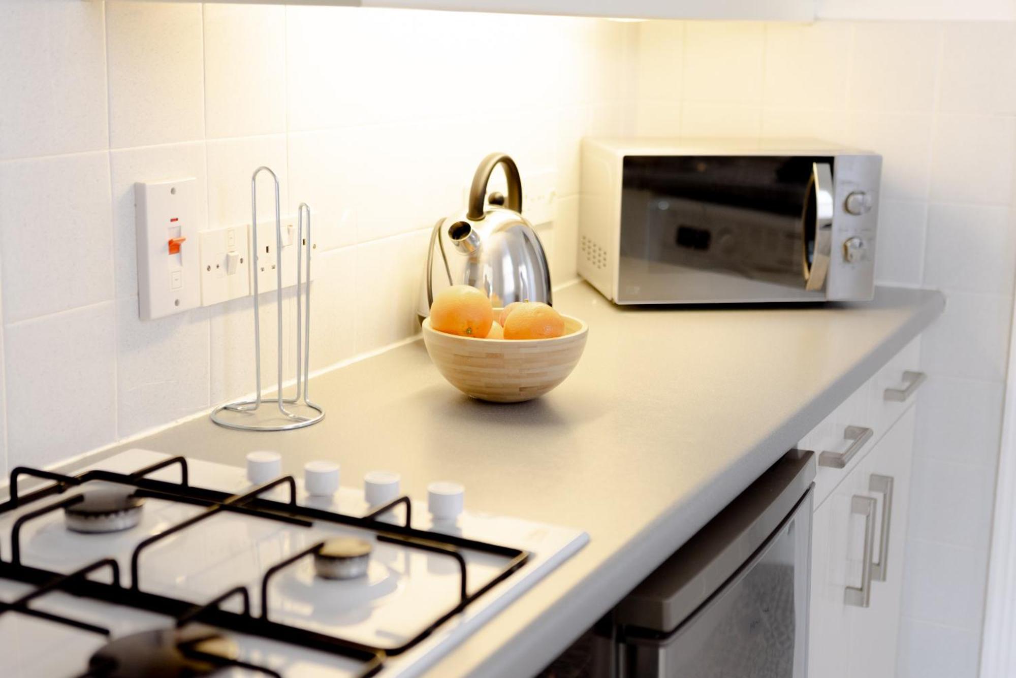 Hébergement de vacances Charming One-bedroom House With Parking And Garden Views - Ealing