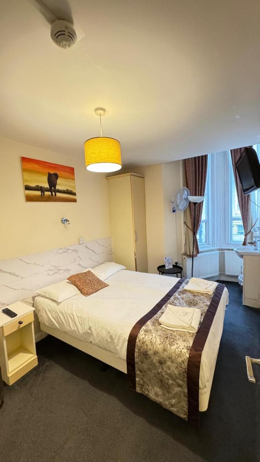 Hotel Warwick Road Londen