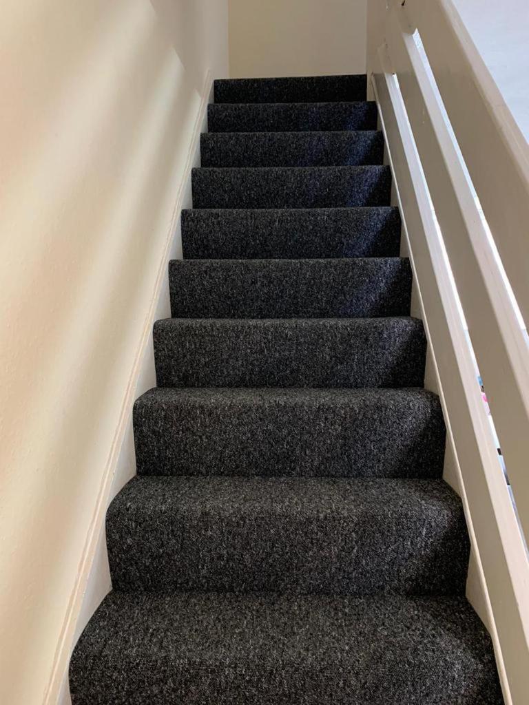 Spacious 4-bedroom House Near Station Londres