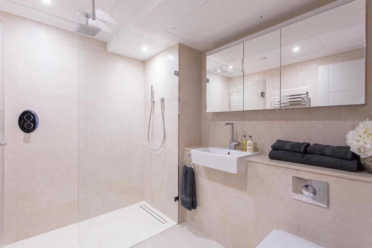Appartement Luxury 2 Bedroom Flat Park Lane Pl2b