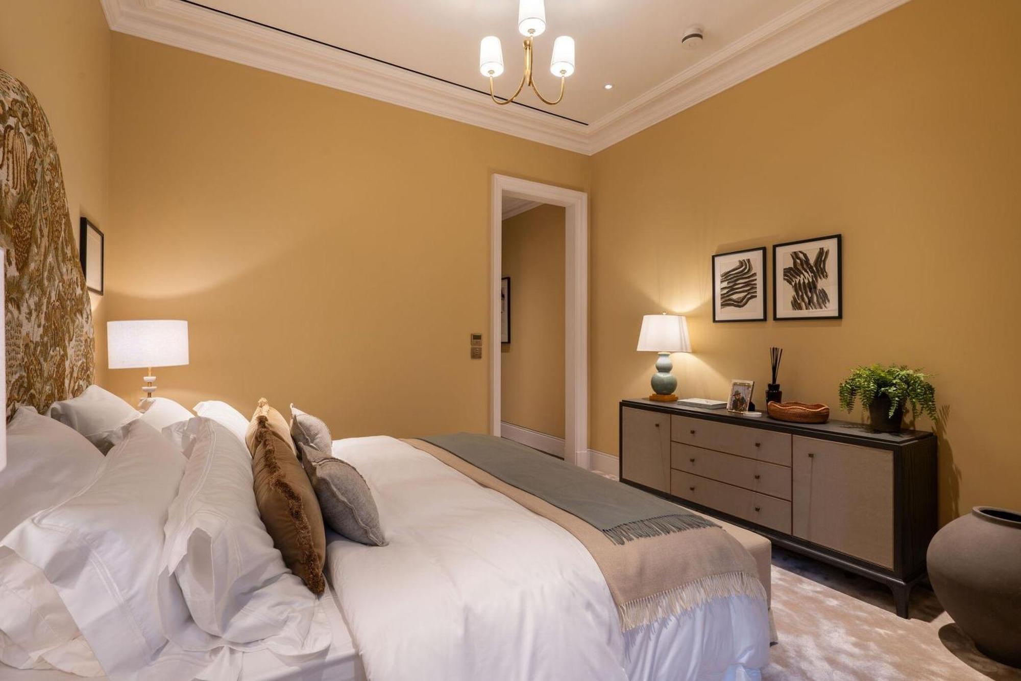 Three Bedroom With Pool And Londres