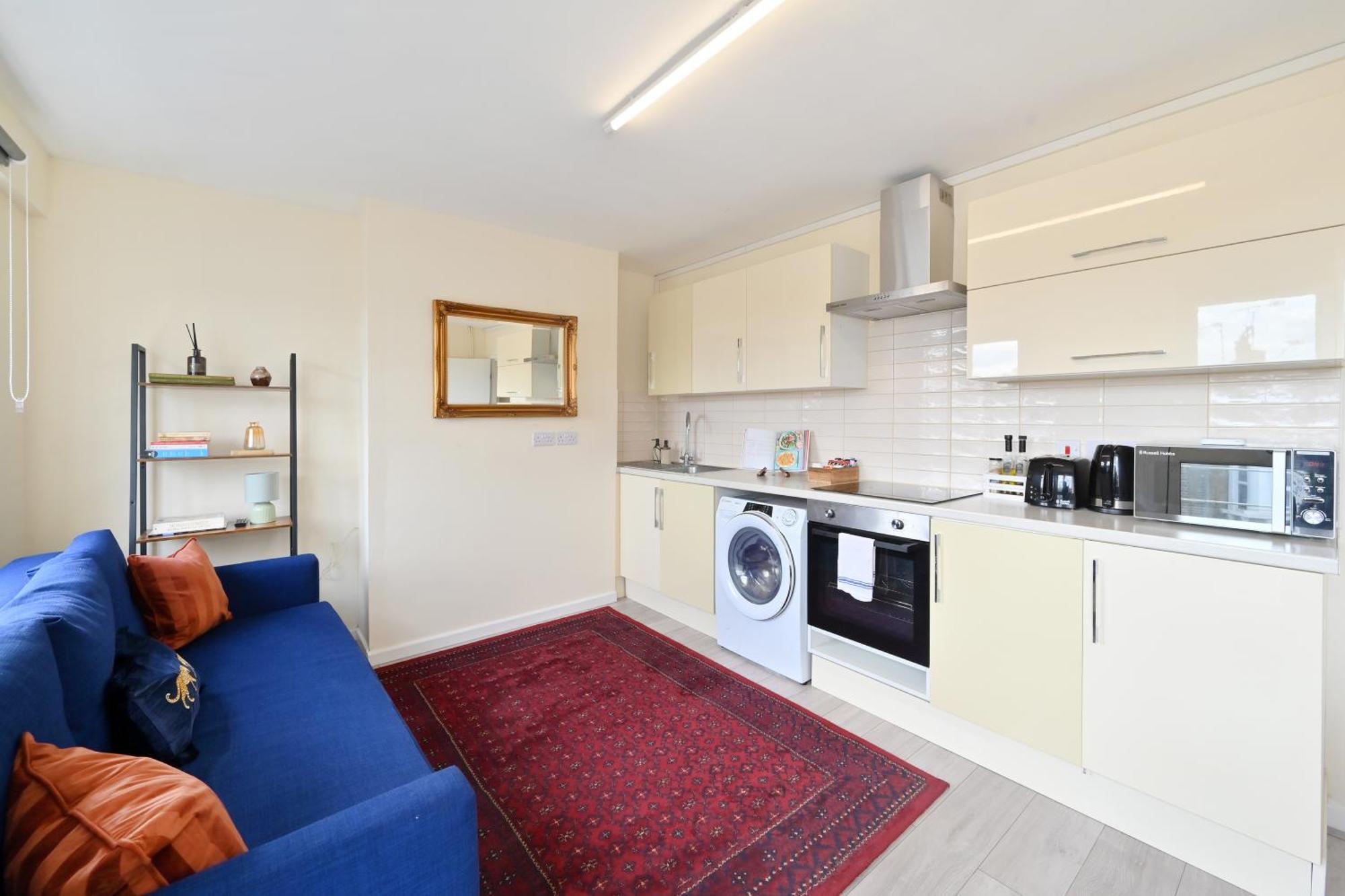Appartement Spacious 5 Bedroom 3 Mins Walk From Mile End *