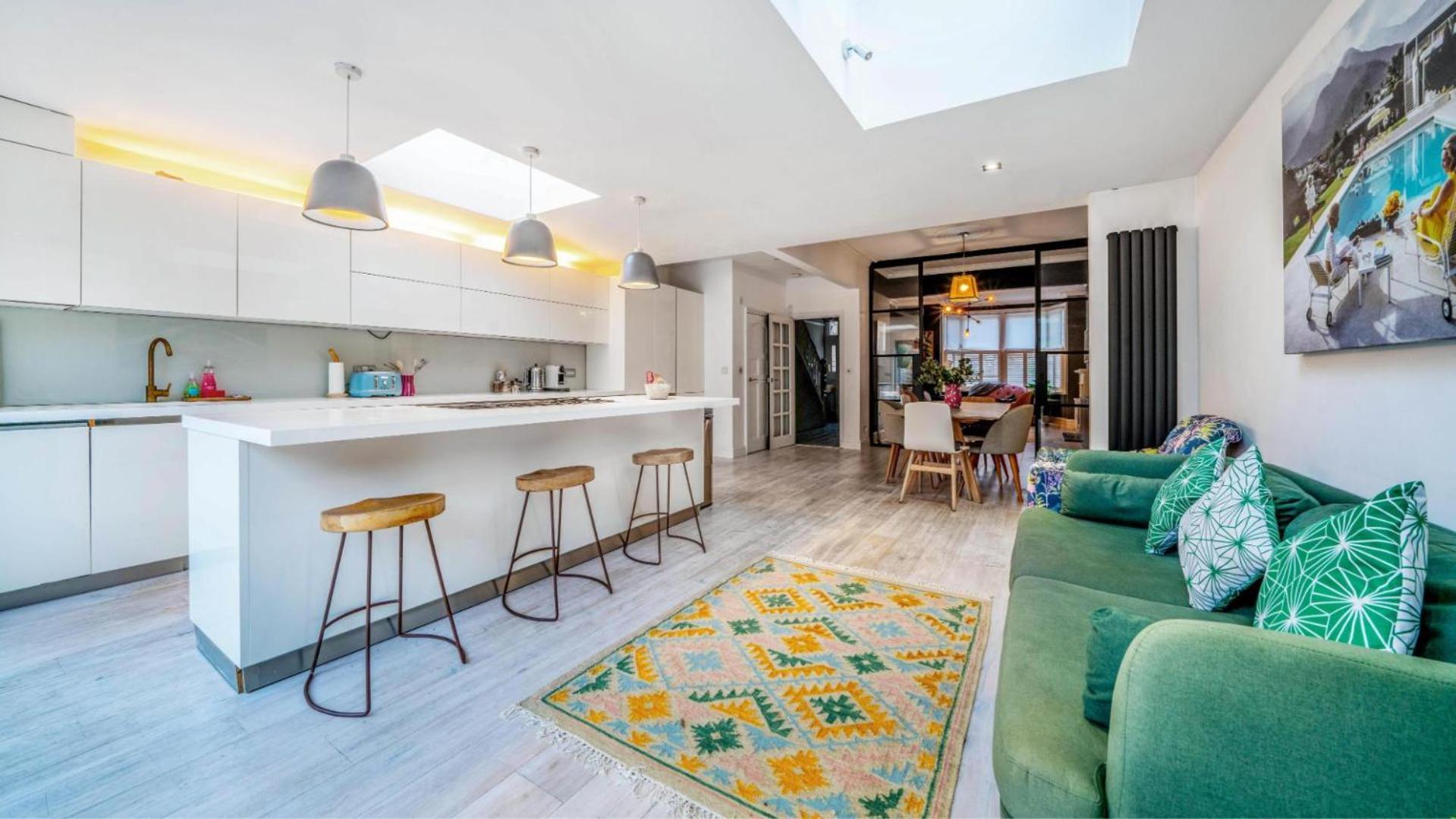 Spacious 4br Retreat With Private Garden Zone 3 Hébergement de vacances *