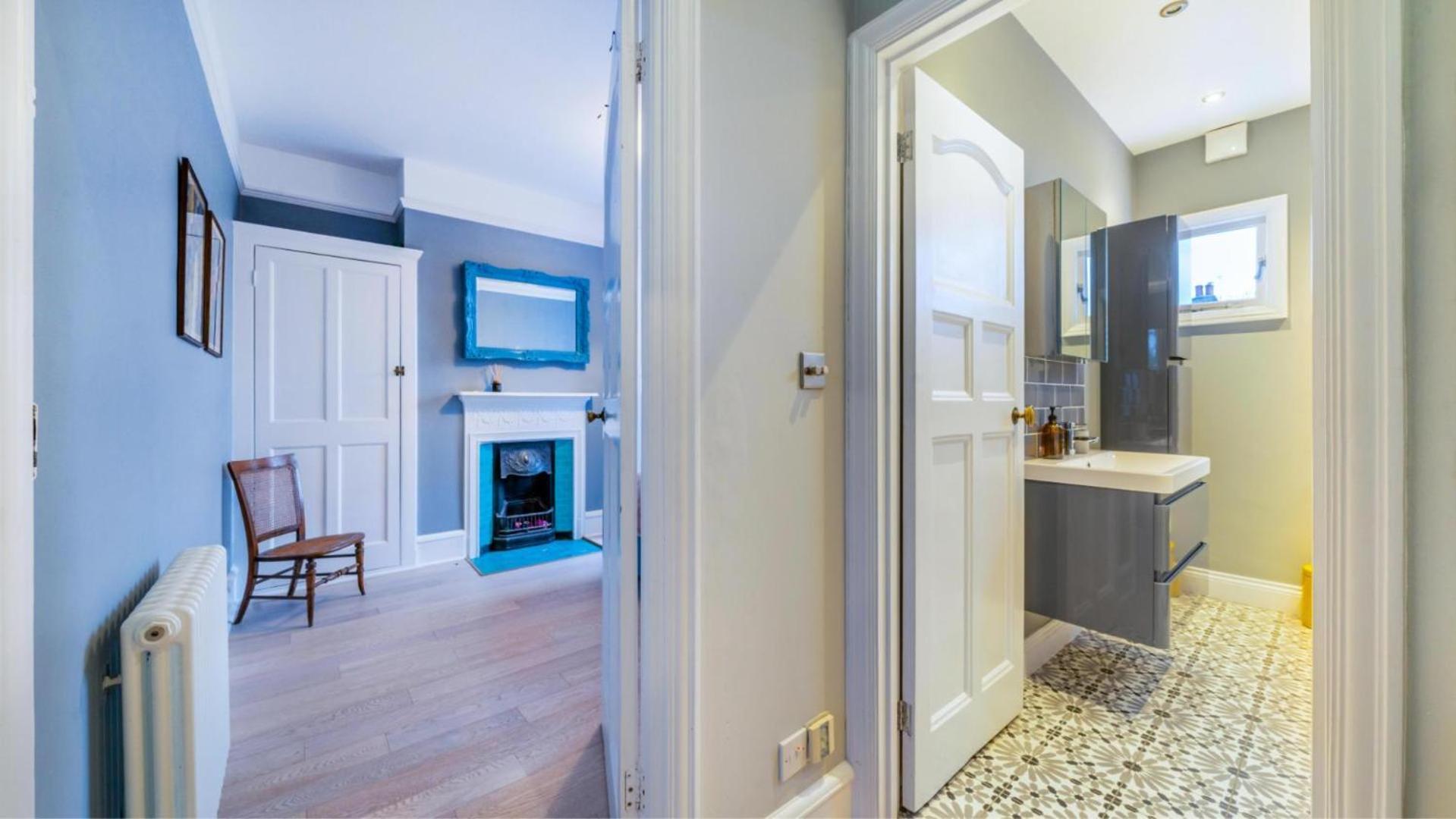 Spacious 4br Retreat With Private Garden Zone 3 Hébergement de vacances *
