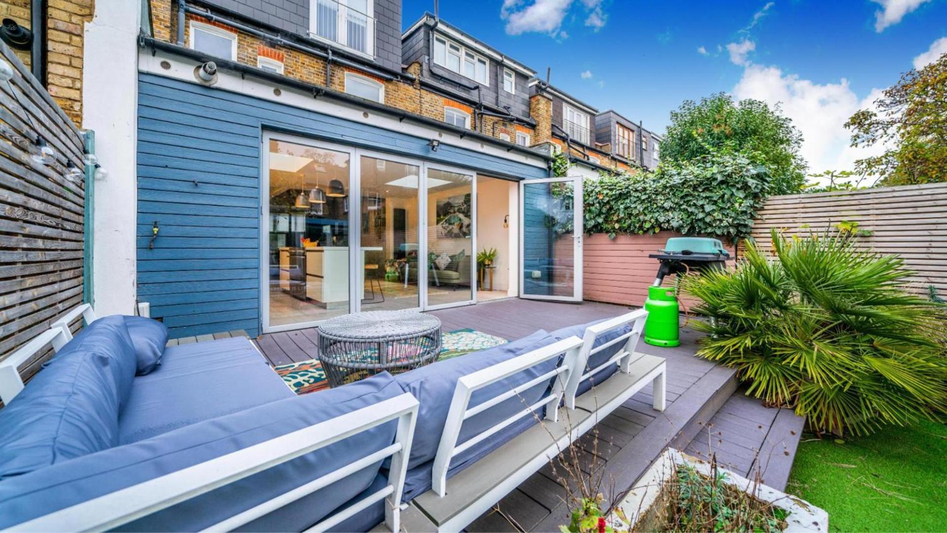 Spacious 4br Retreat With Private Garden Zone 3 Hébergement de vacances