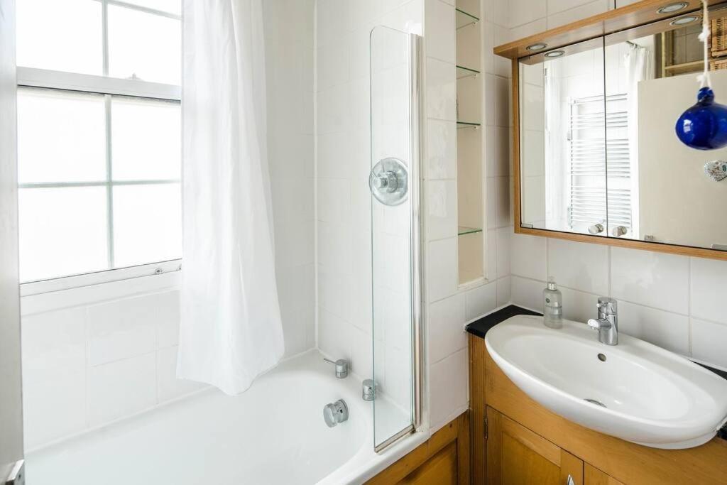 Stylish Flat Near Tower Bridge Appartement Londres