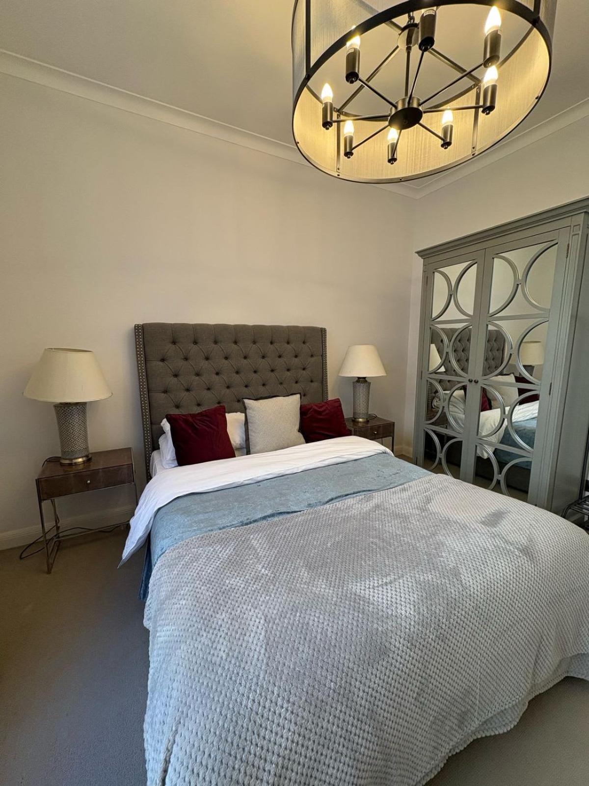 Estatesmen Knightsbridge