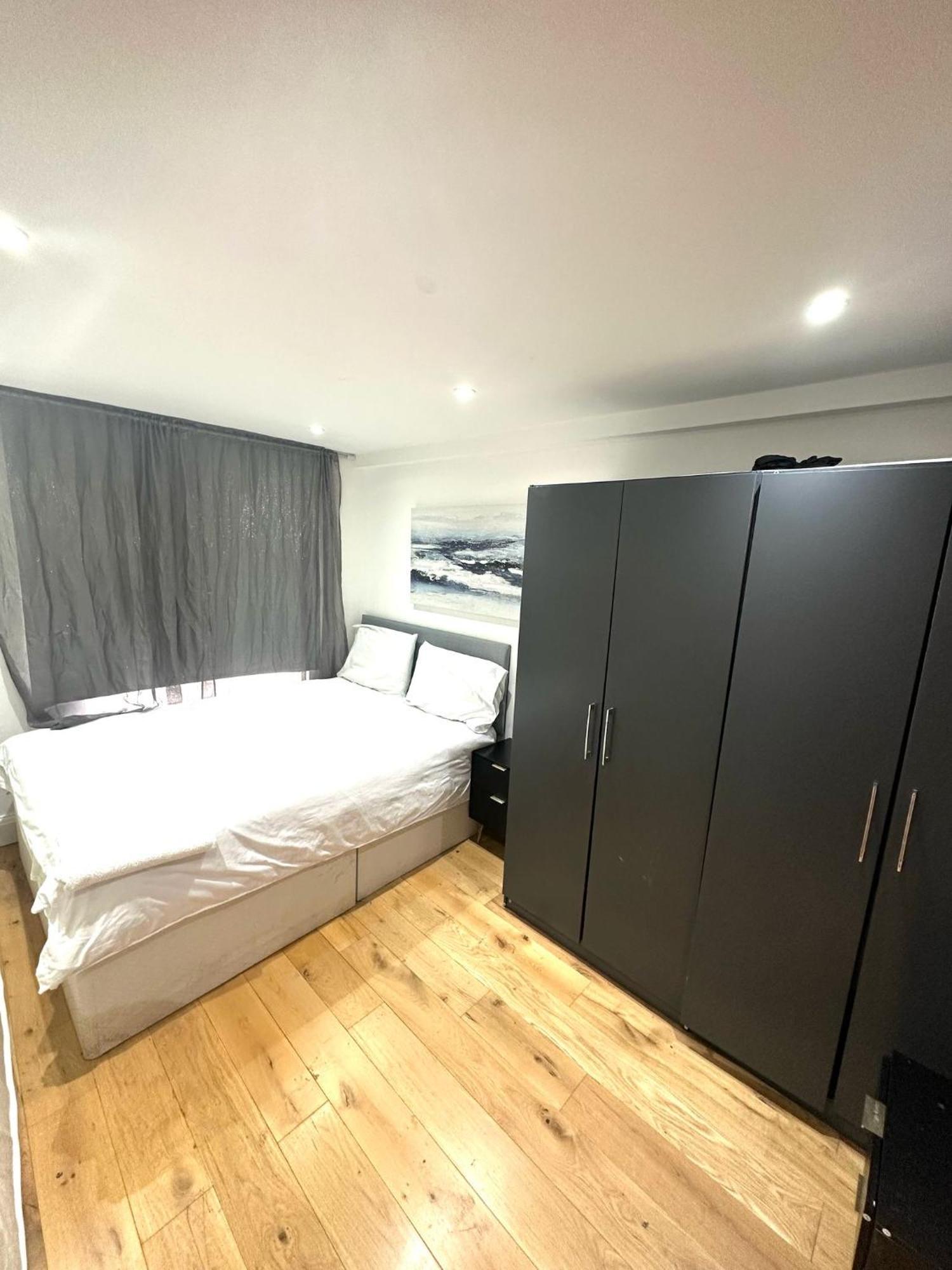 Marble Arch 3 Bedroom Appartement *