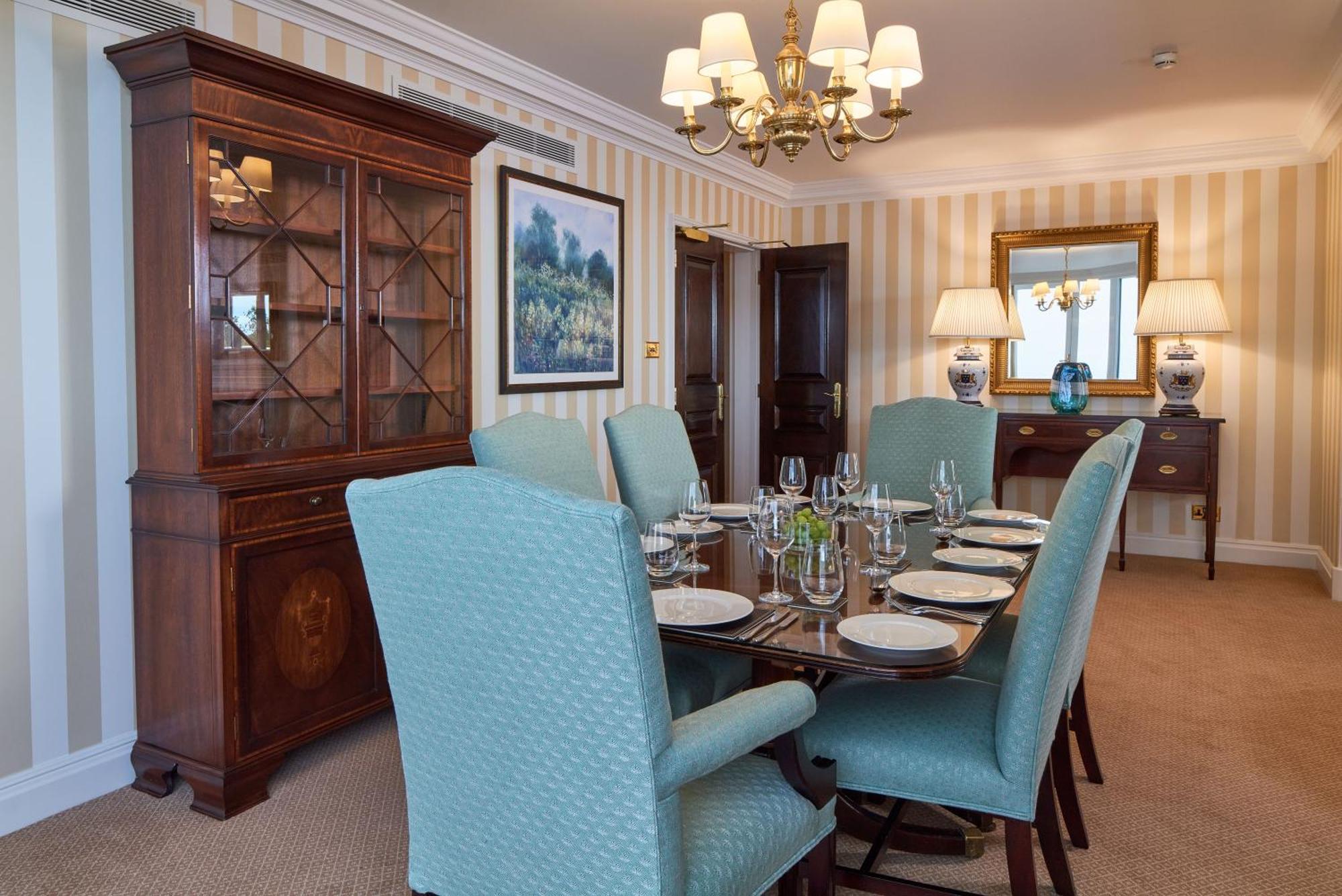 Cheval Thorney Court At Hyde Park Apartahotel