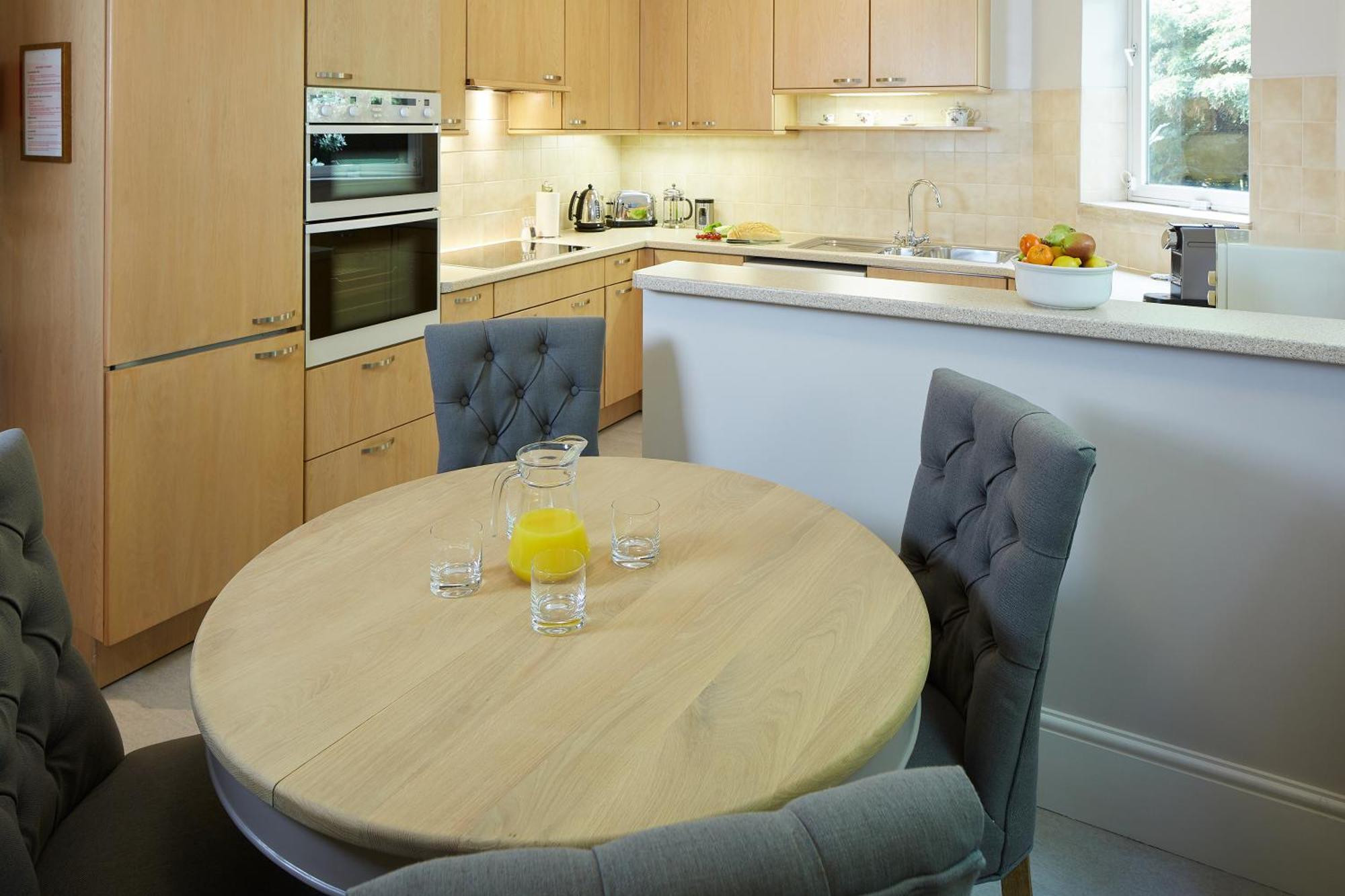 Cheval Thorney Court At Hyde Park Apartahotel 5*