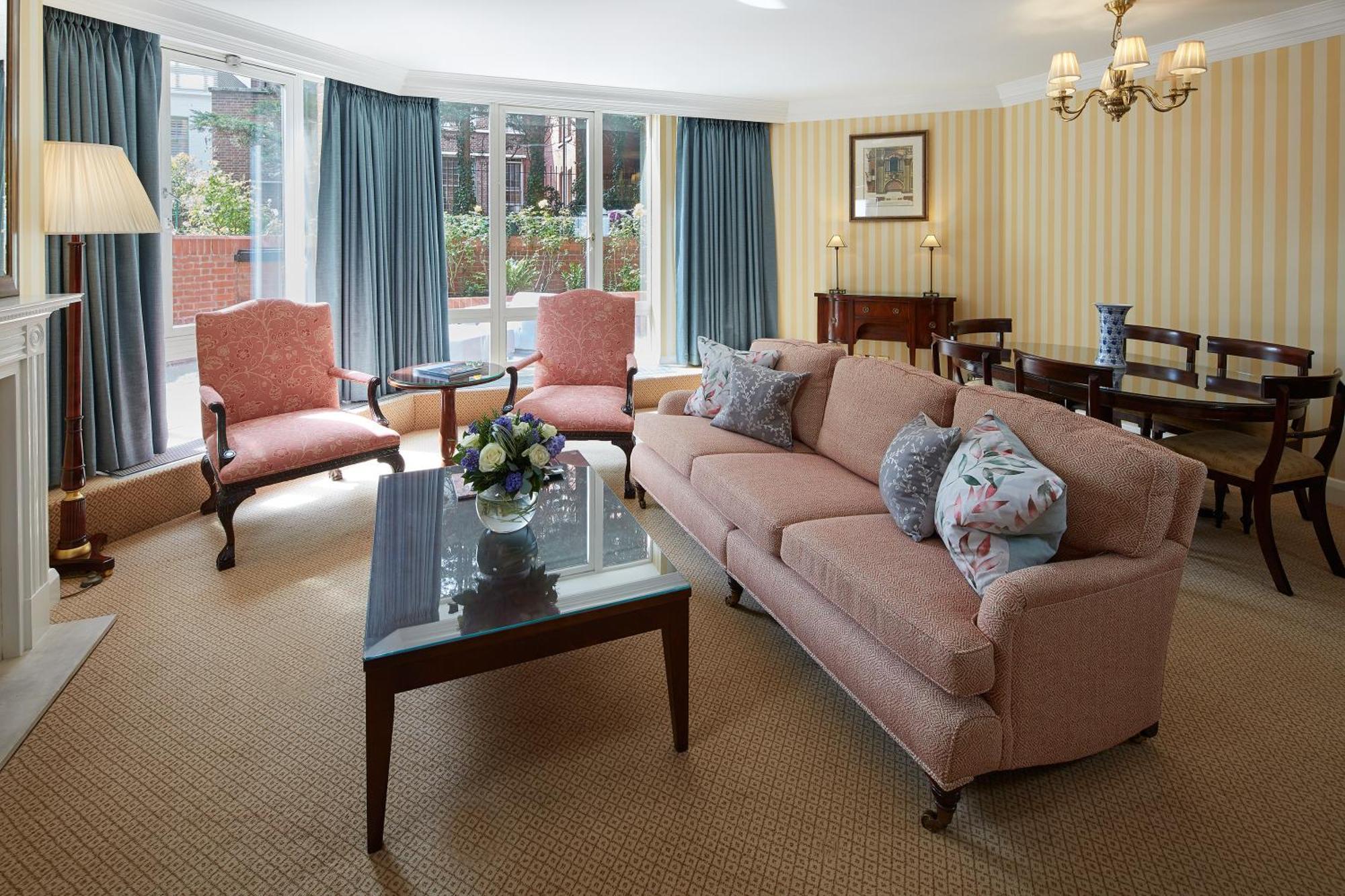 Cheval Thorney Court At Hyde Park Apartahotel
