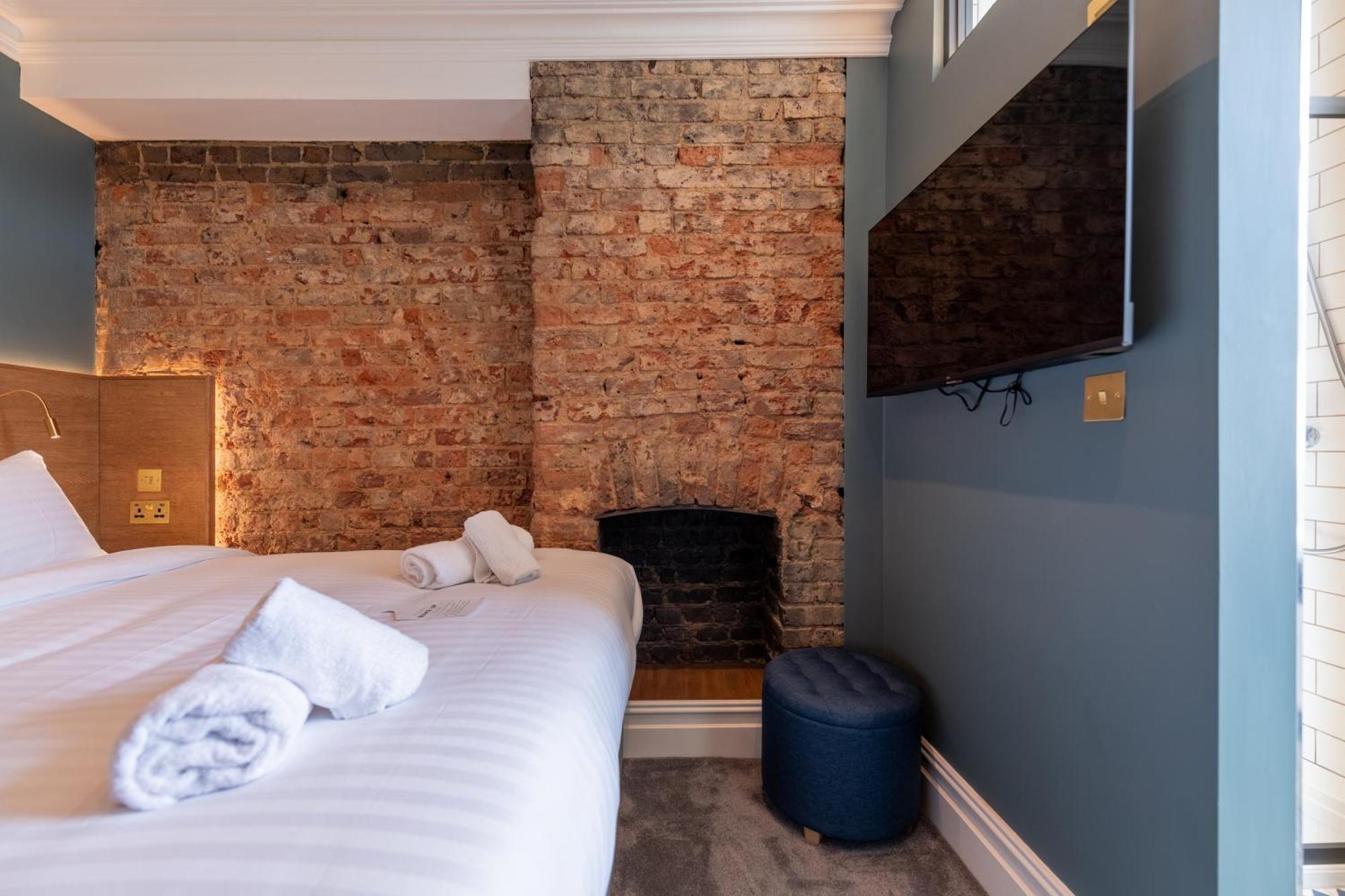 The Crown Pub & 4* Londres