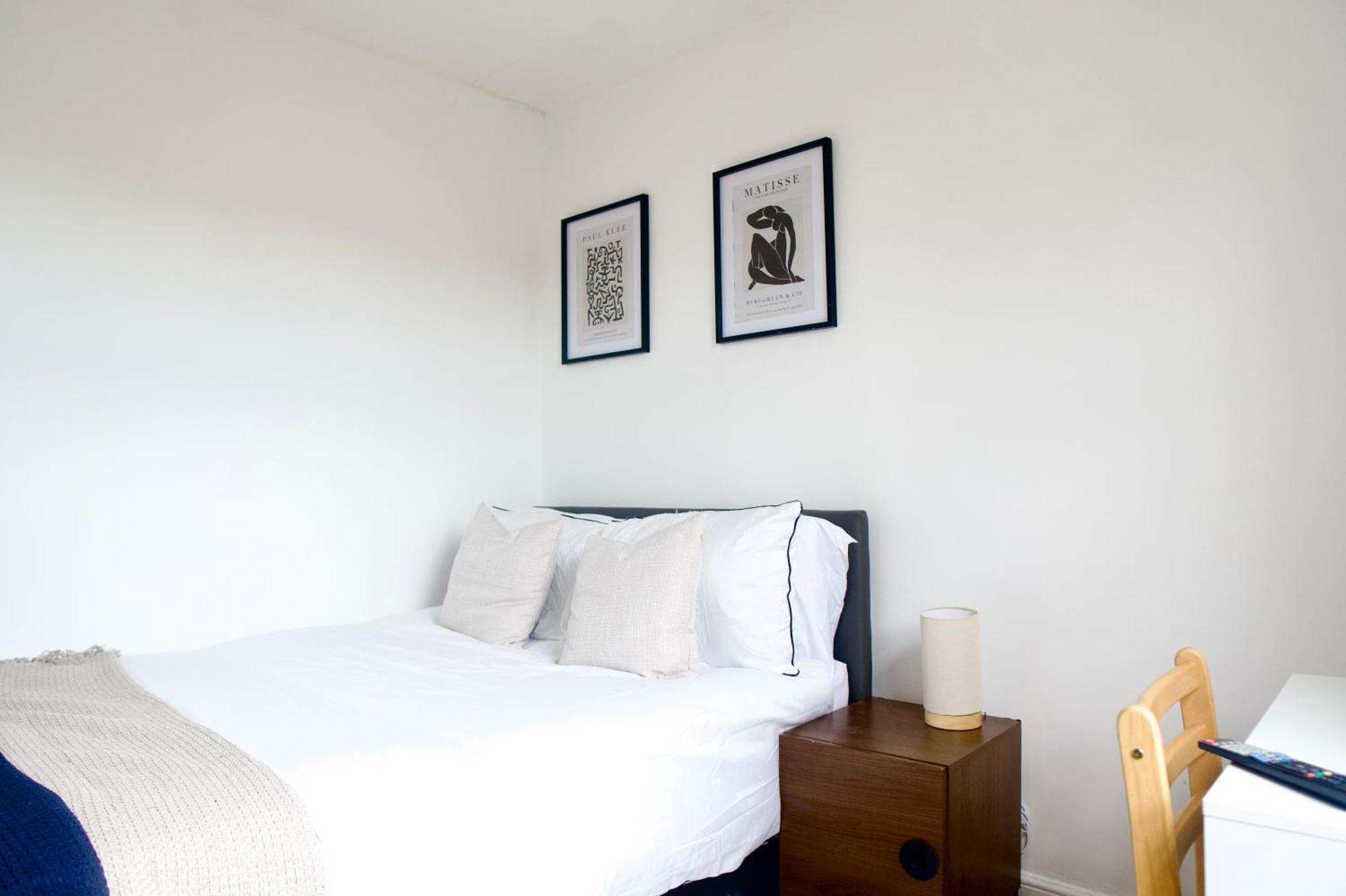 Modern 2 Bed Apartment, 8min To Stratford Station, Sleeps 6 Londres