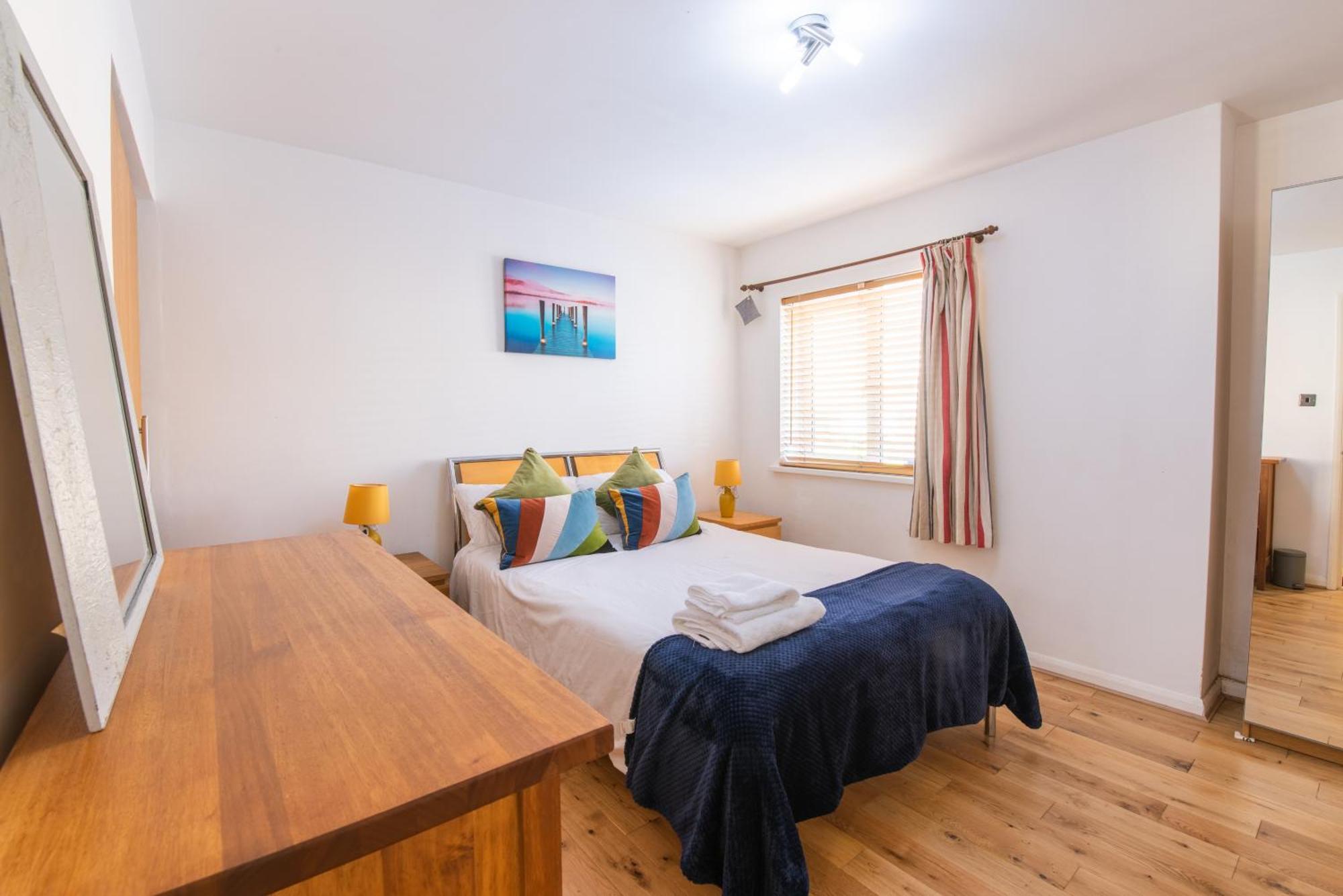 Apartamento London Stratford - Spacious 2 Bed Flat With Secured Parking & Private Garden Londres