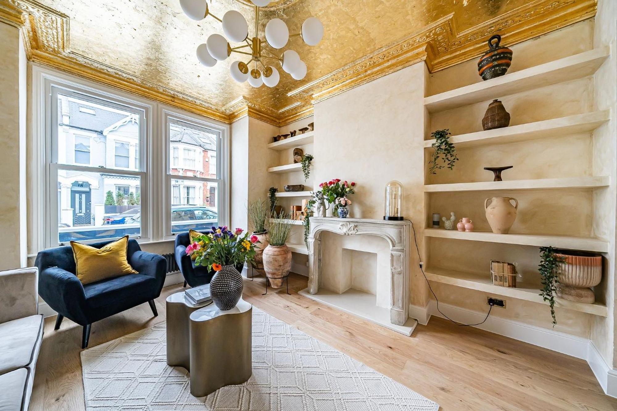 Lavish Maida Vale Townhouse Sleeps Up To 8 With Patio & Office - Open To Short & Long Term Lets