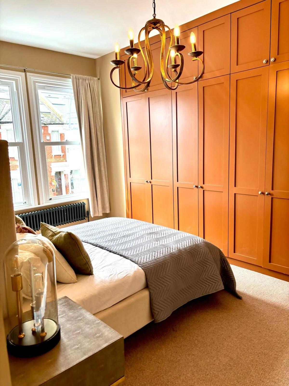 Сasa de vacaciones Lavish Maida Vale Townhouse Sleeps Up To 8 With Patio & Office - Open To Short & Long Term Lets *